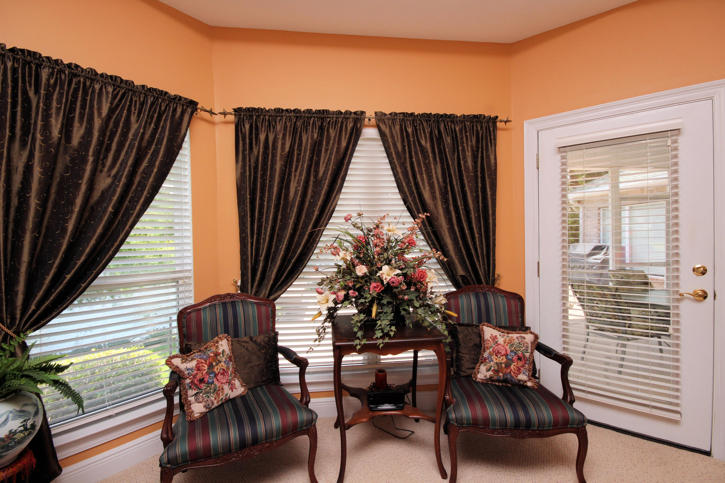 HIDDEN LAKES - Residential