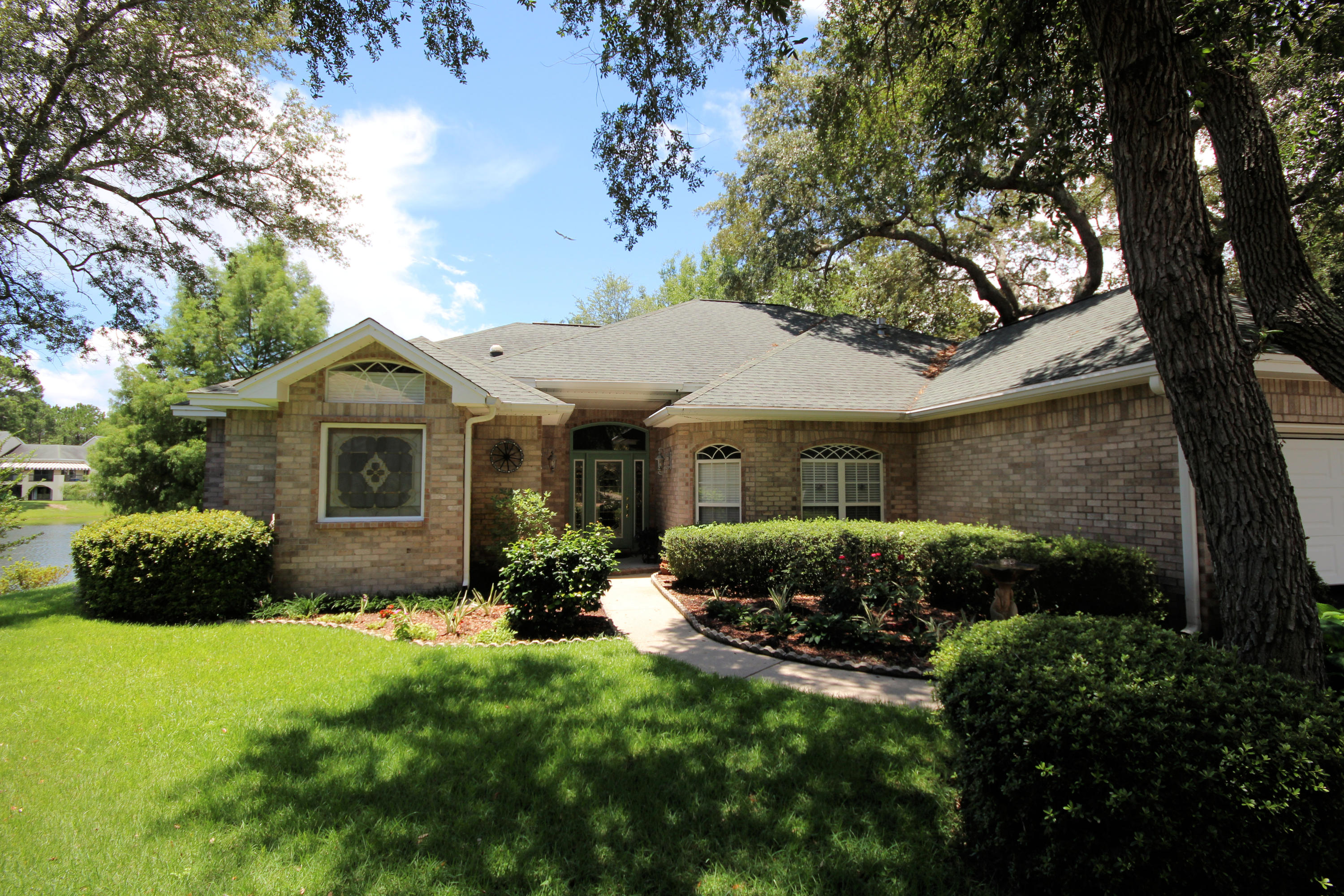 HIDDEN LAKES - Residential