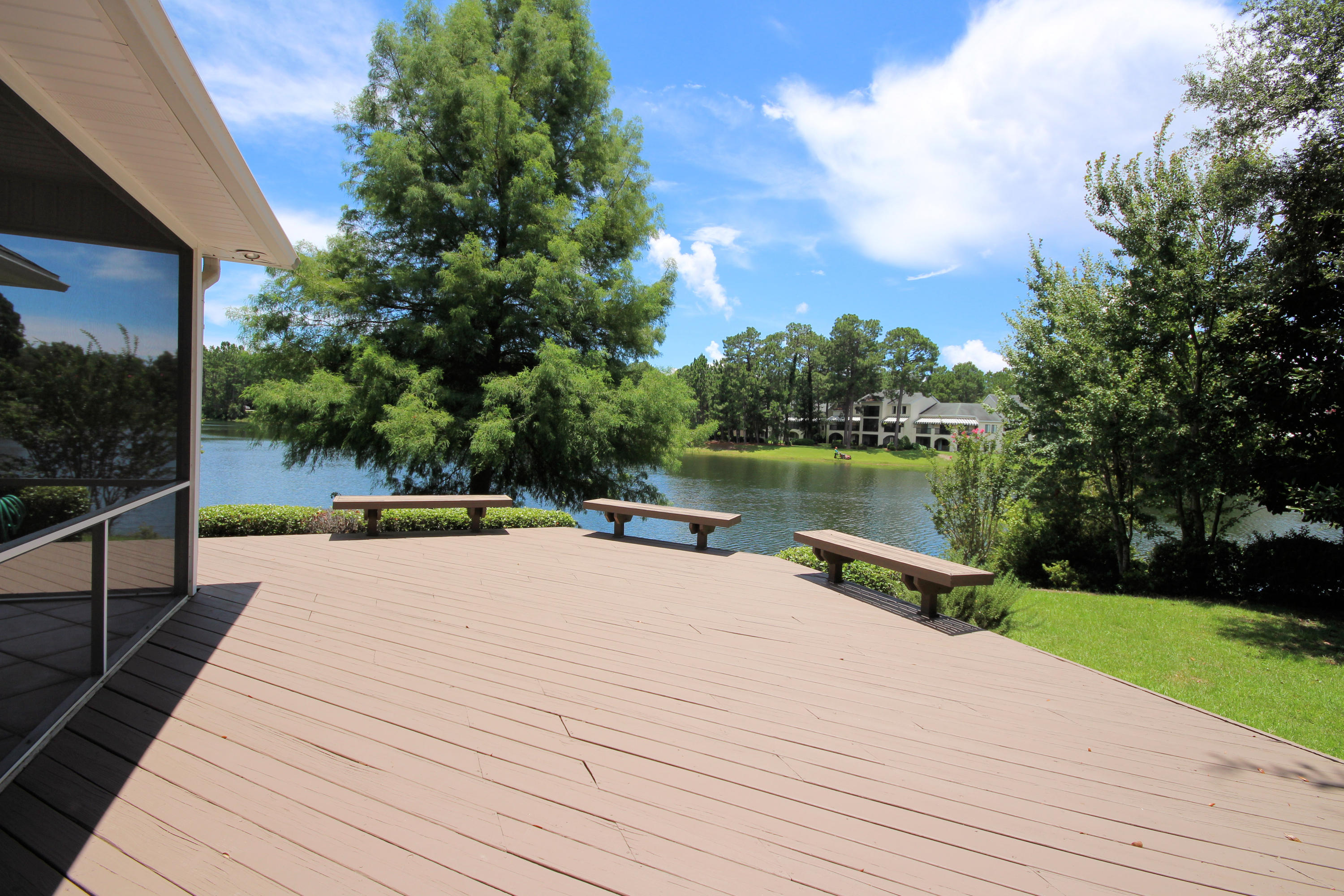 HIDDEN LAKES - Residential