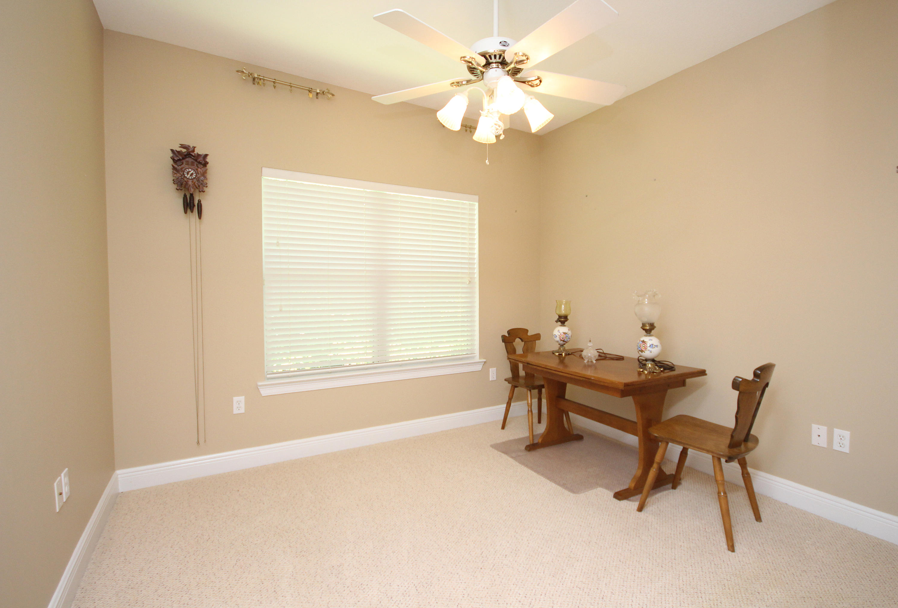 HIDDEN LAKES - Residential