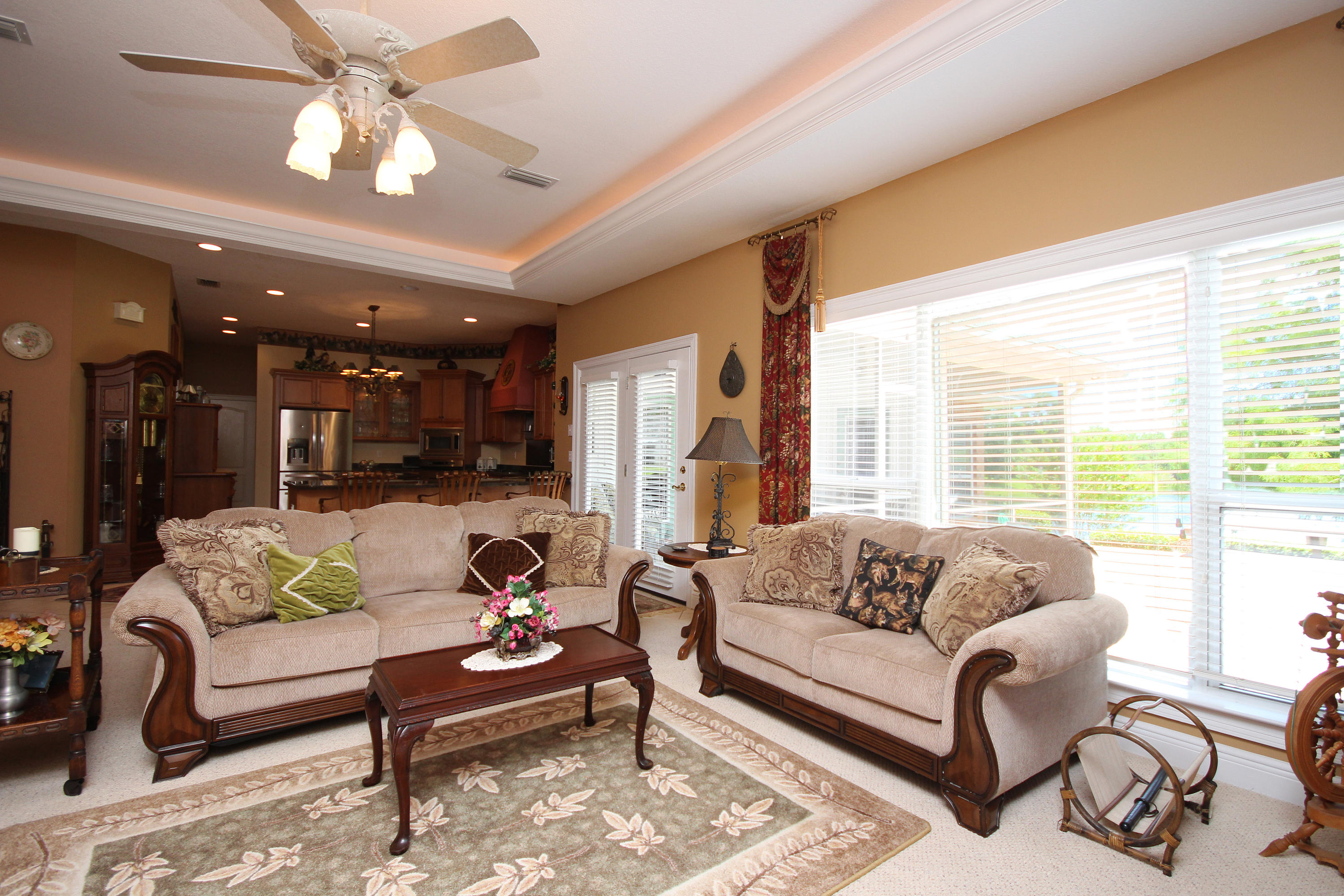 HIDDEN LAKES - Residential