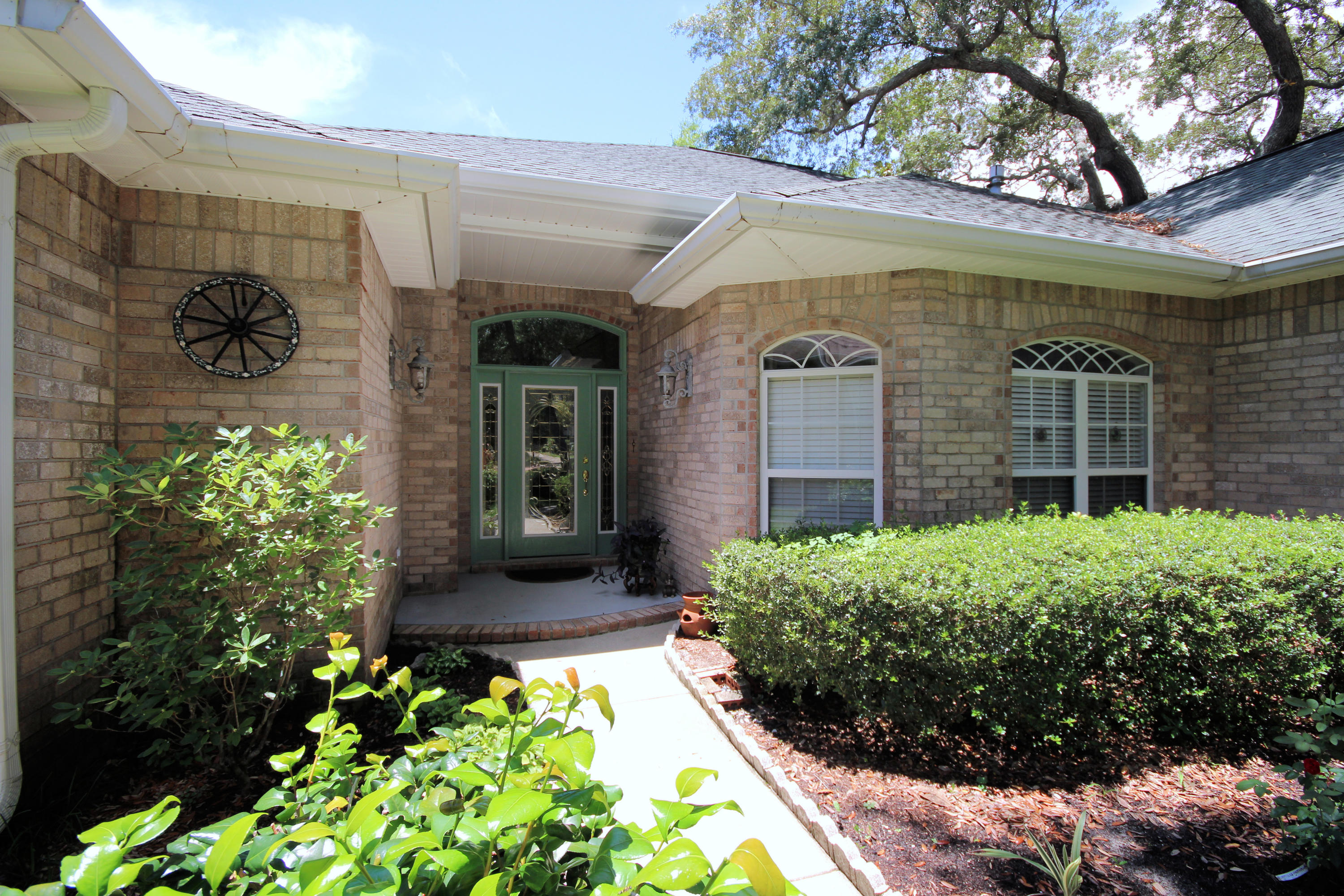 HIDDEN LAKES - Residential