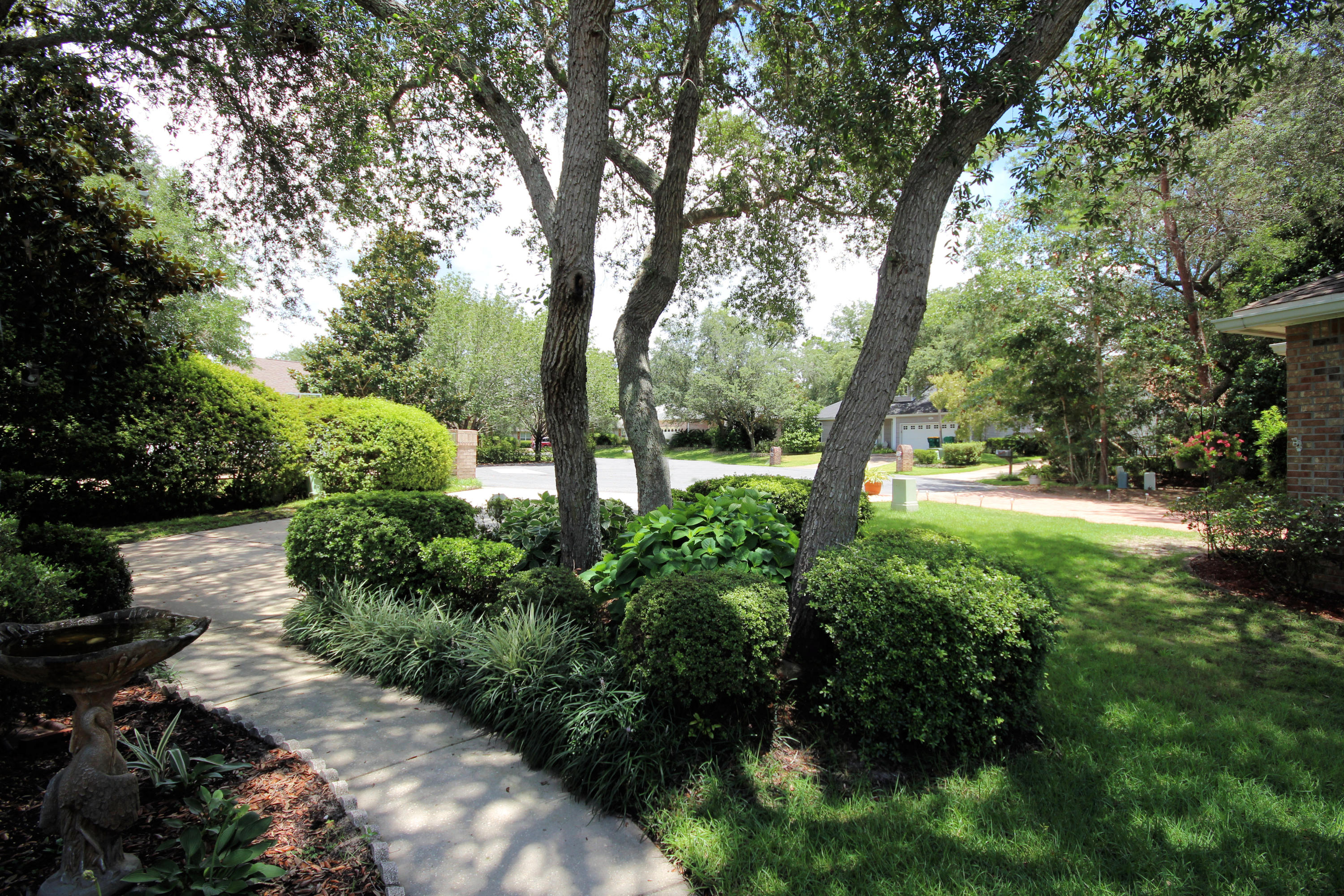 HIDDEN LAKES - Residential