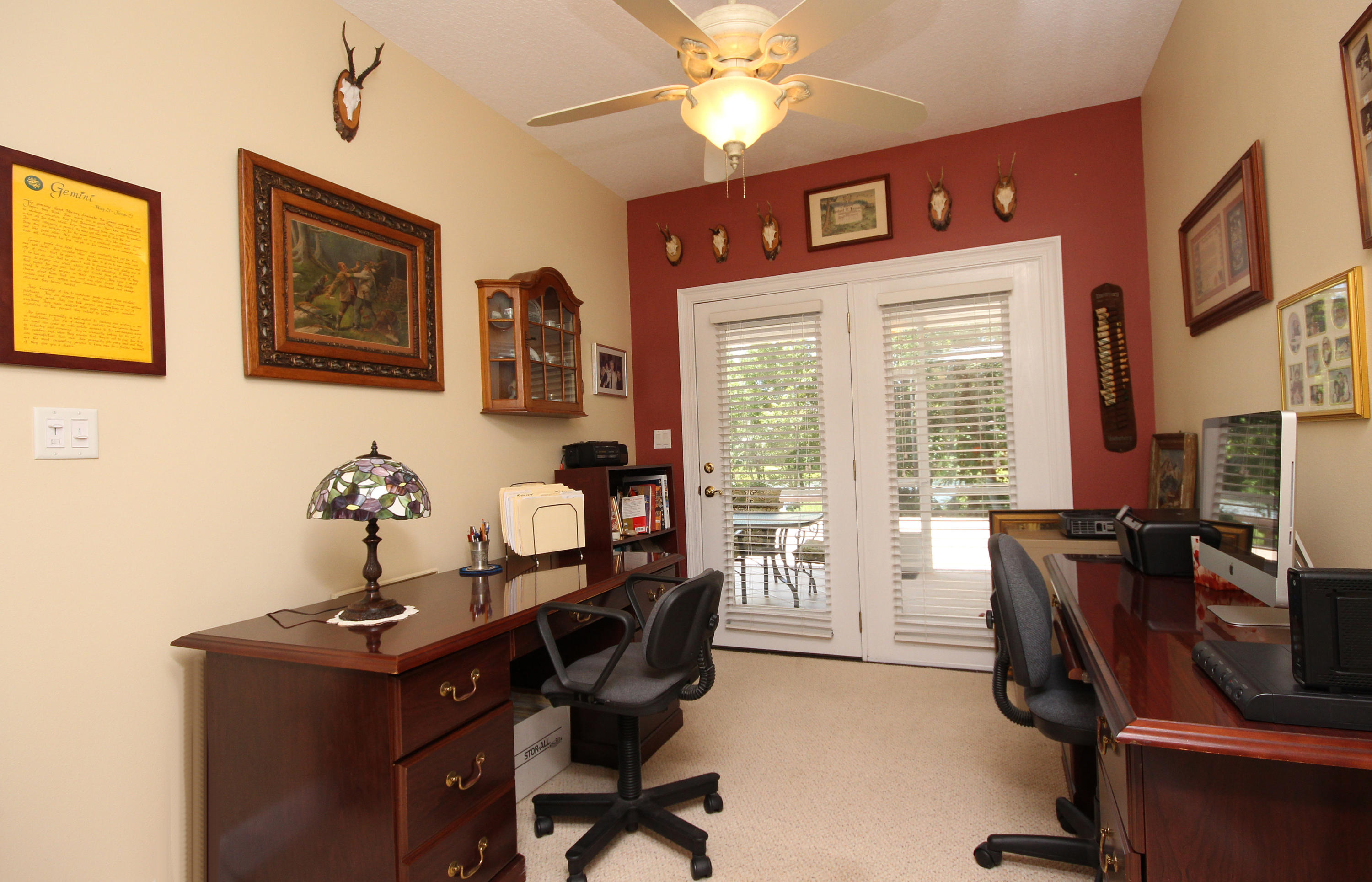 HIDDEN LAKES - Residential