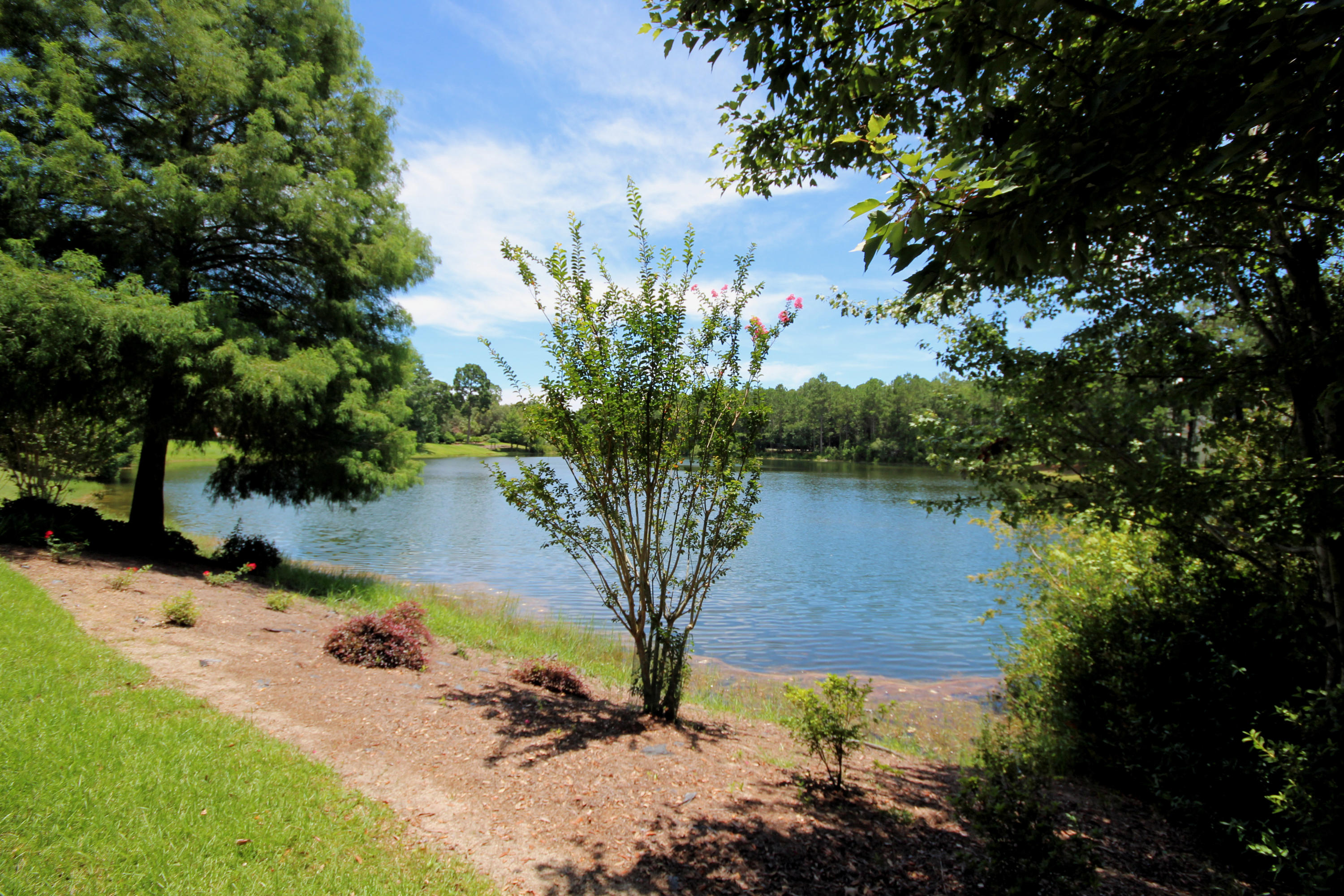 HIDDEN LAKES - Residential