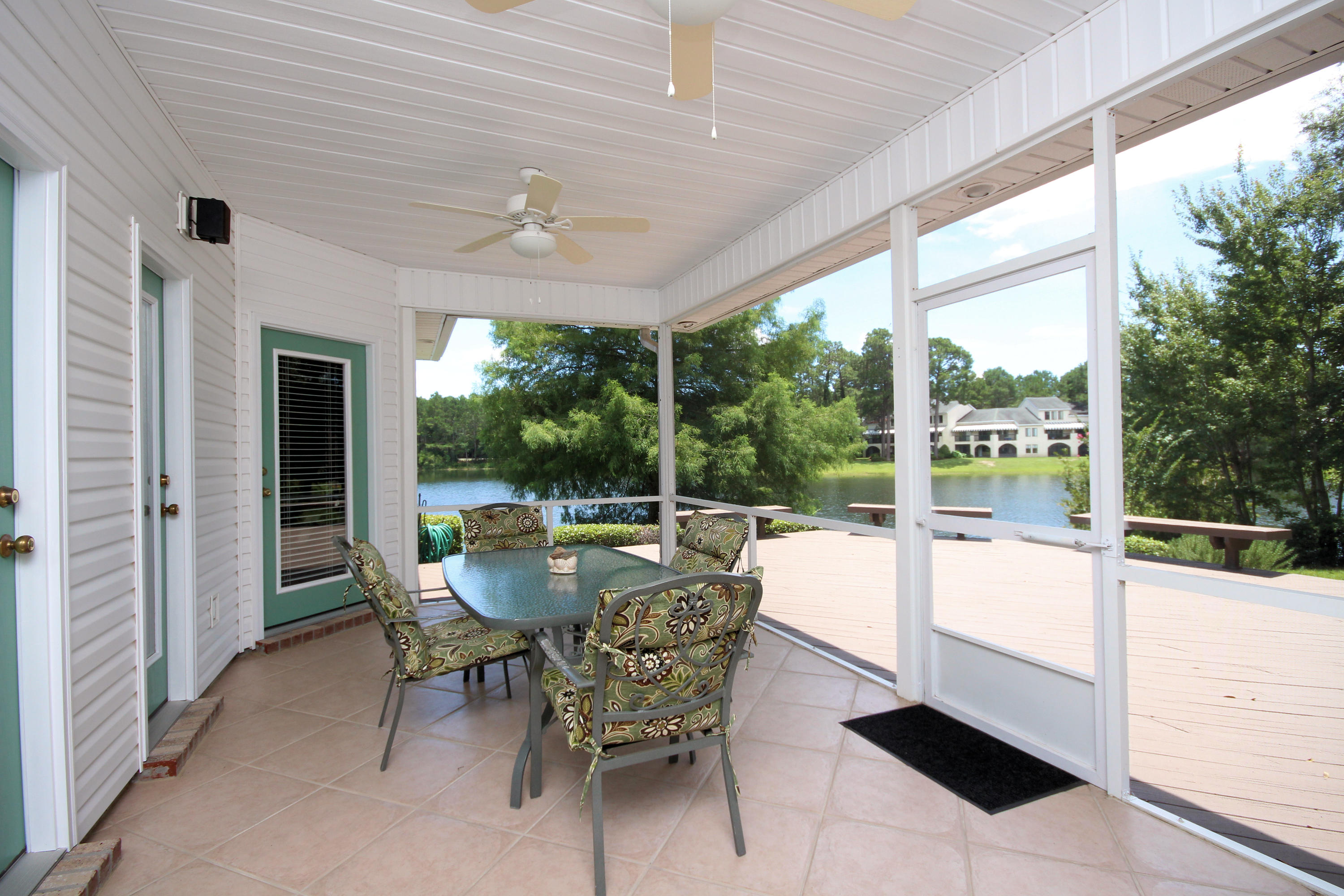 HIDDEN LAKES - Residential