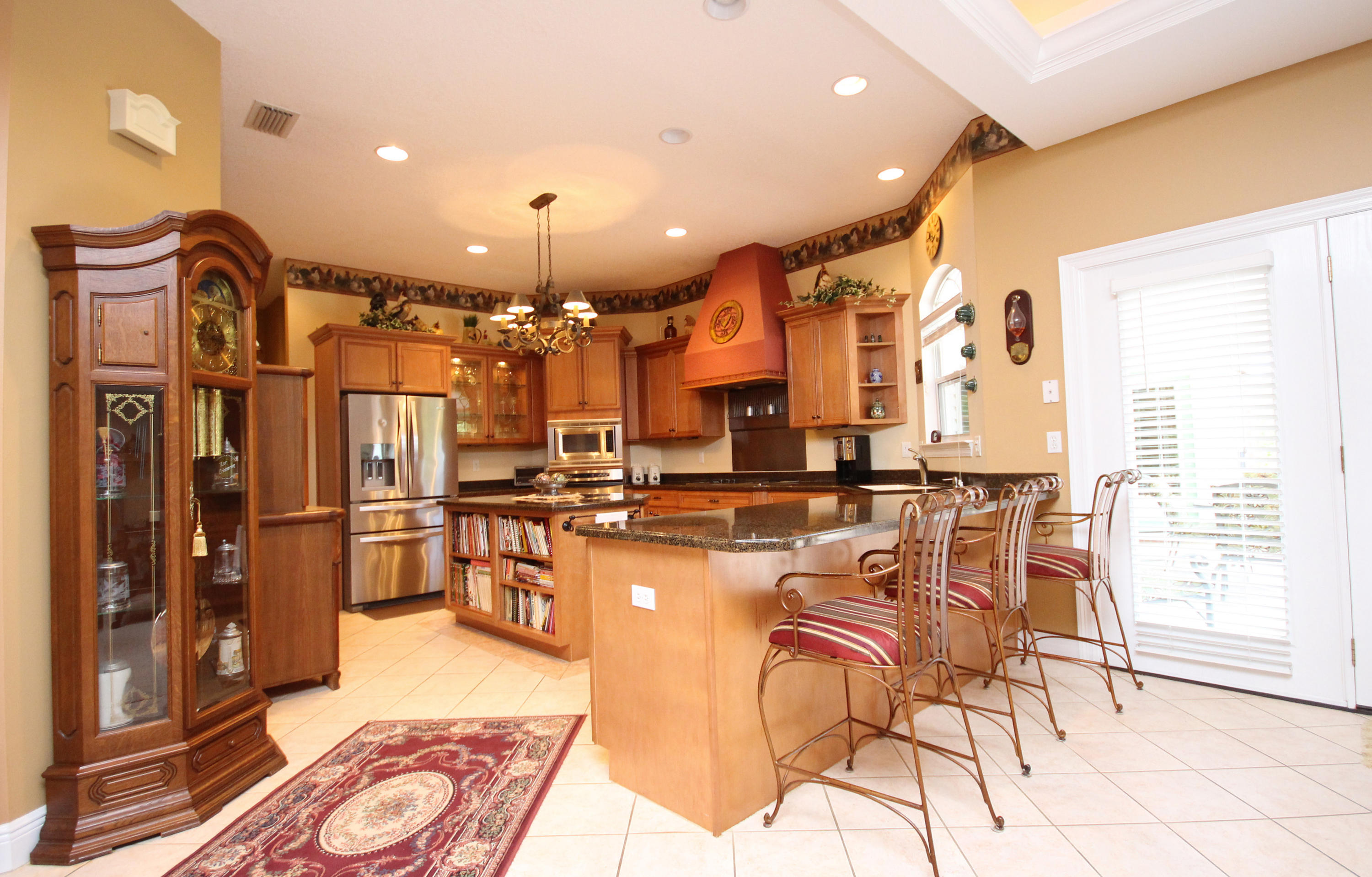 HIDDEN LAKES - Residential