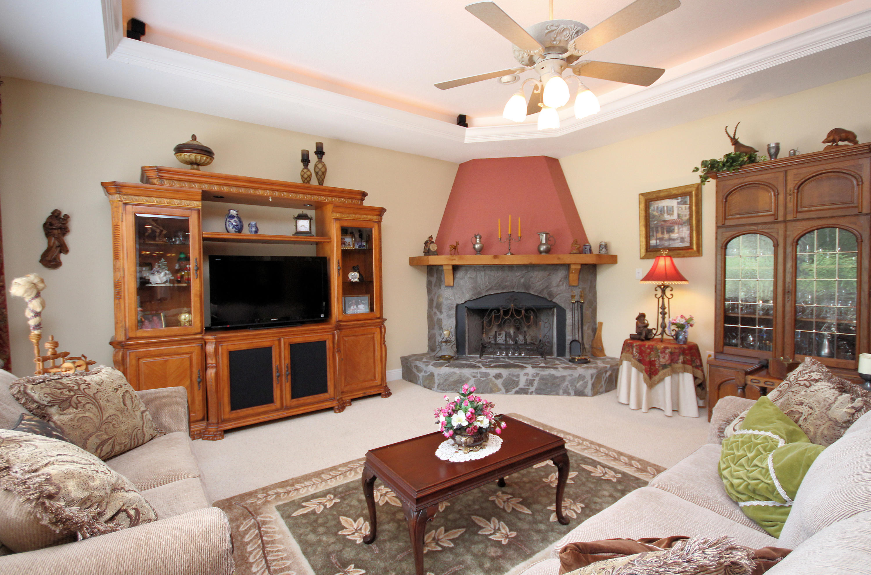 HIDDEN LAKES - Residential