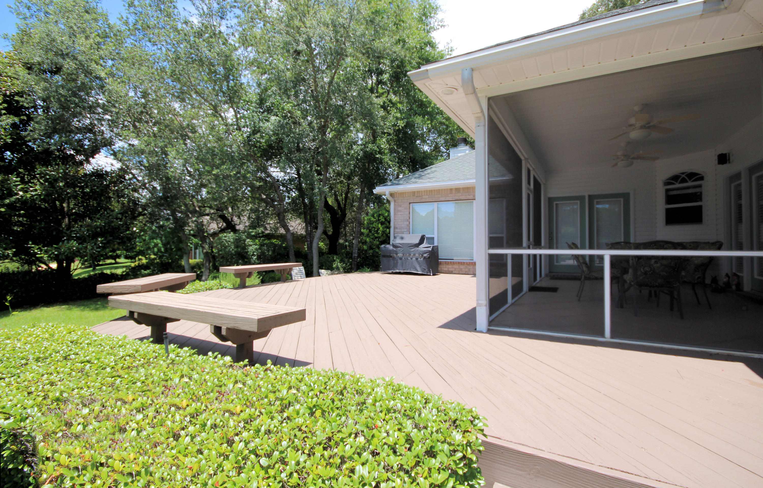 HIDDEN LAKES - Residential