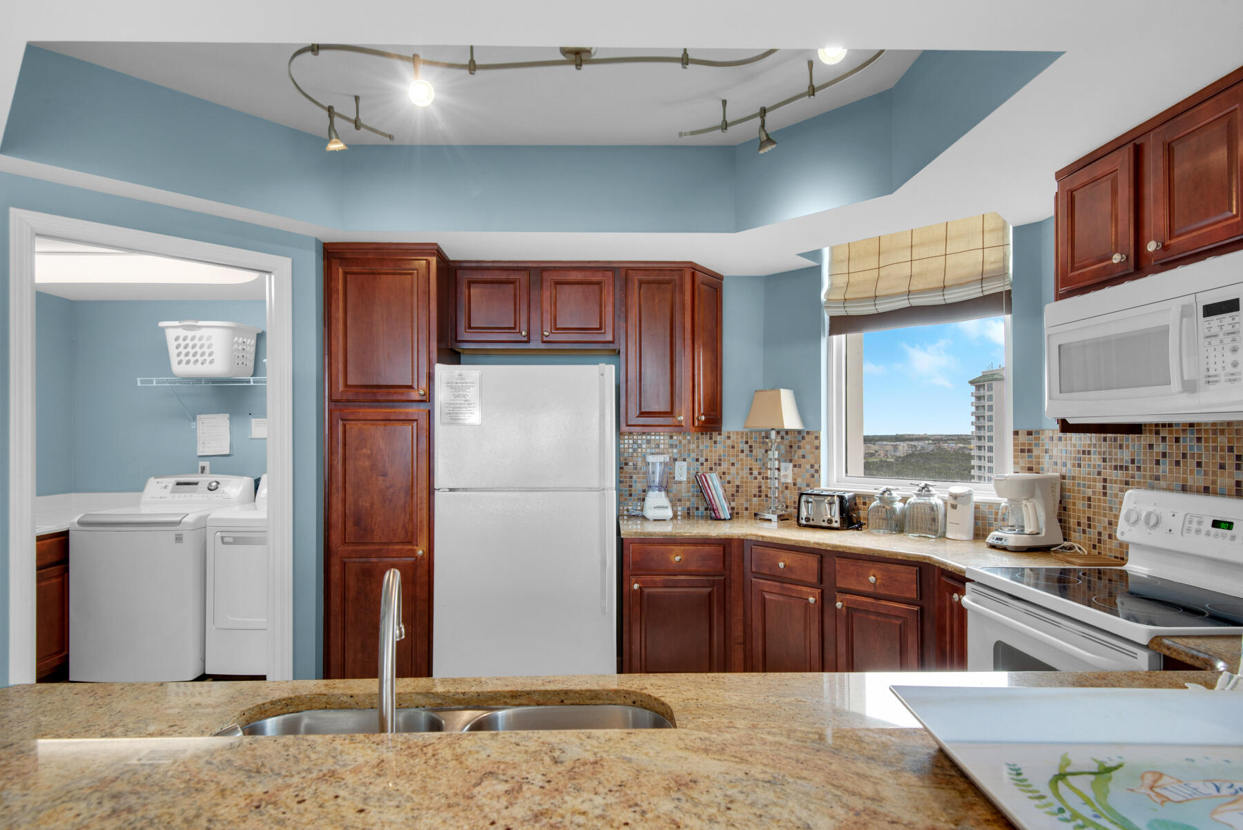 ST. LUCIA AT SILVER SHELLS - Residential