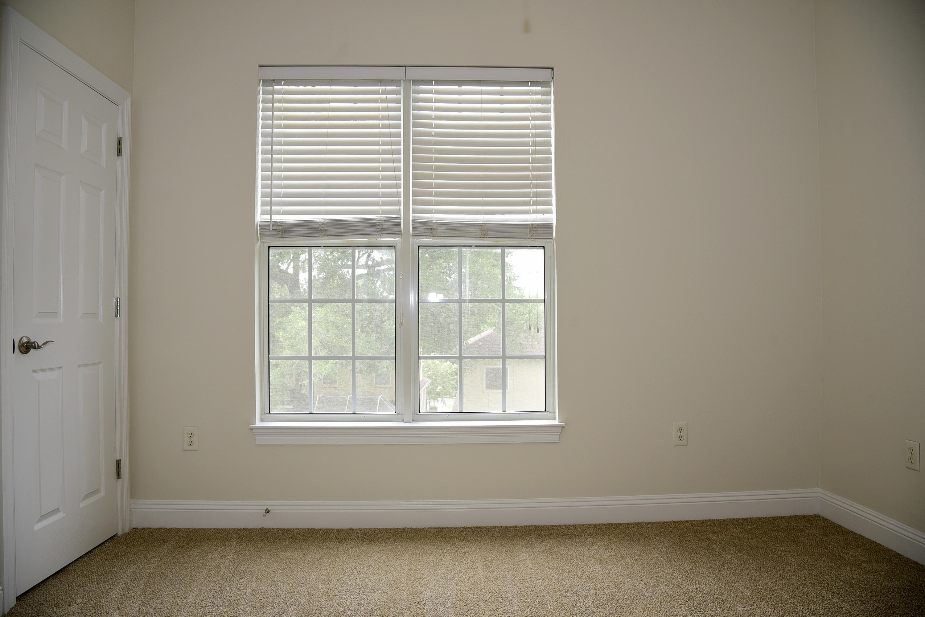 WALTON OAKS - Residential