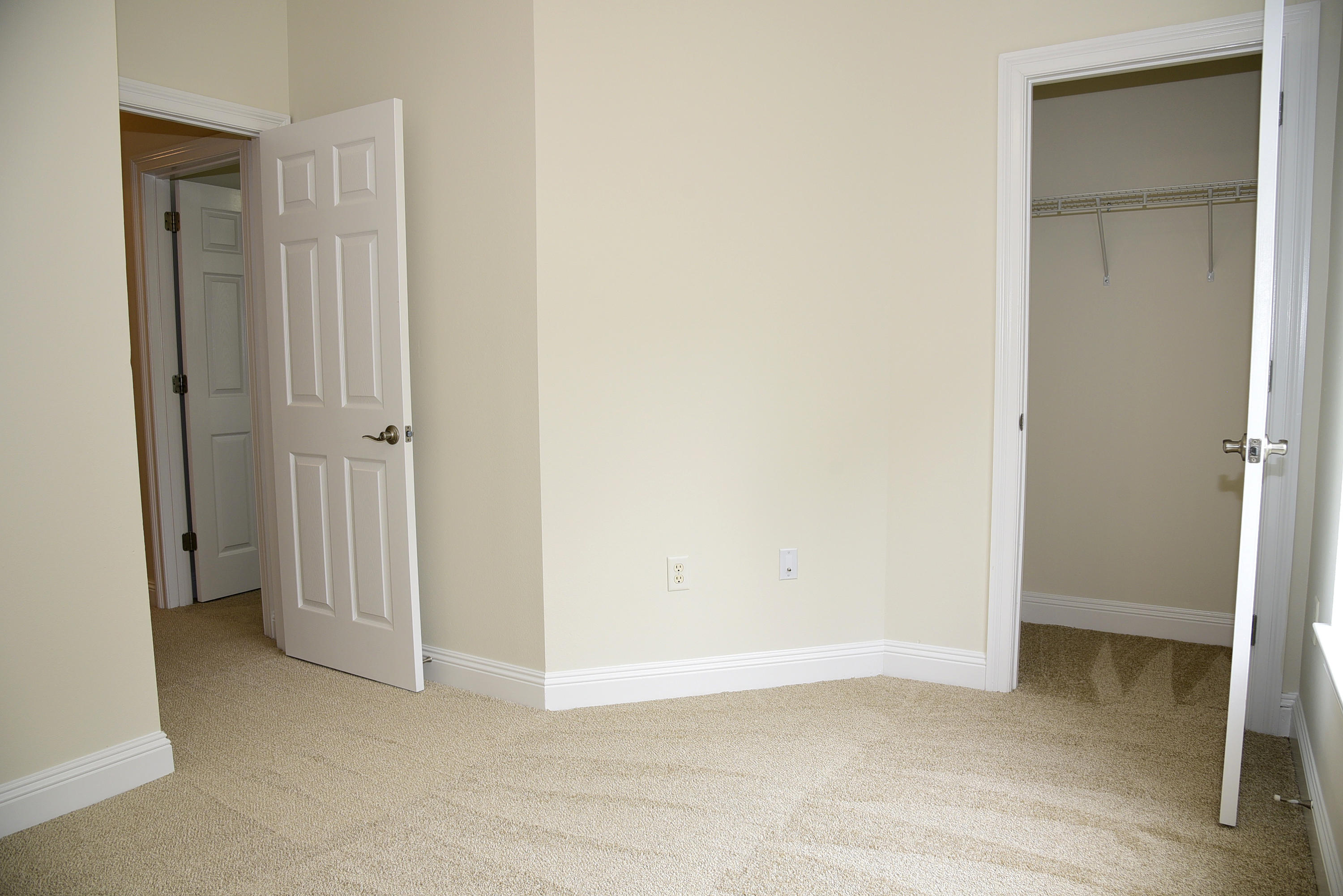 WALTON OAKS - Residential