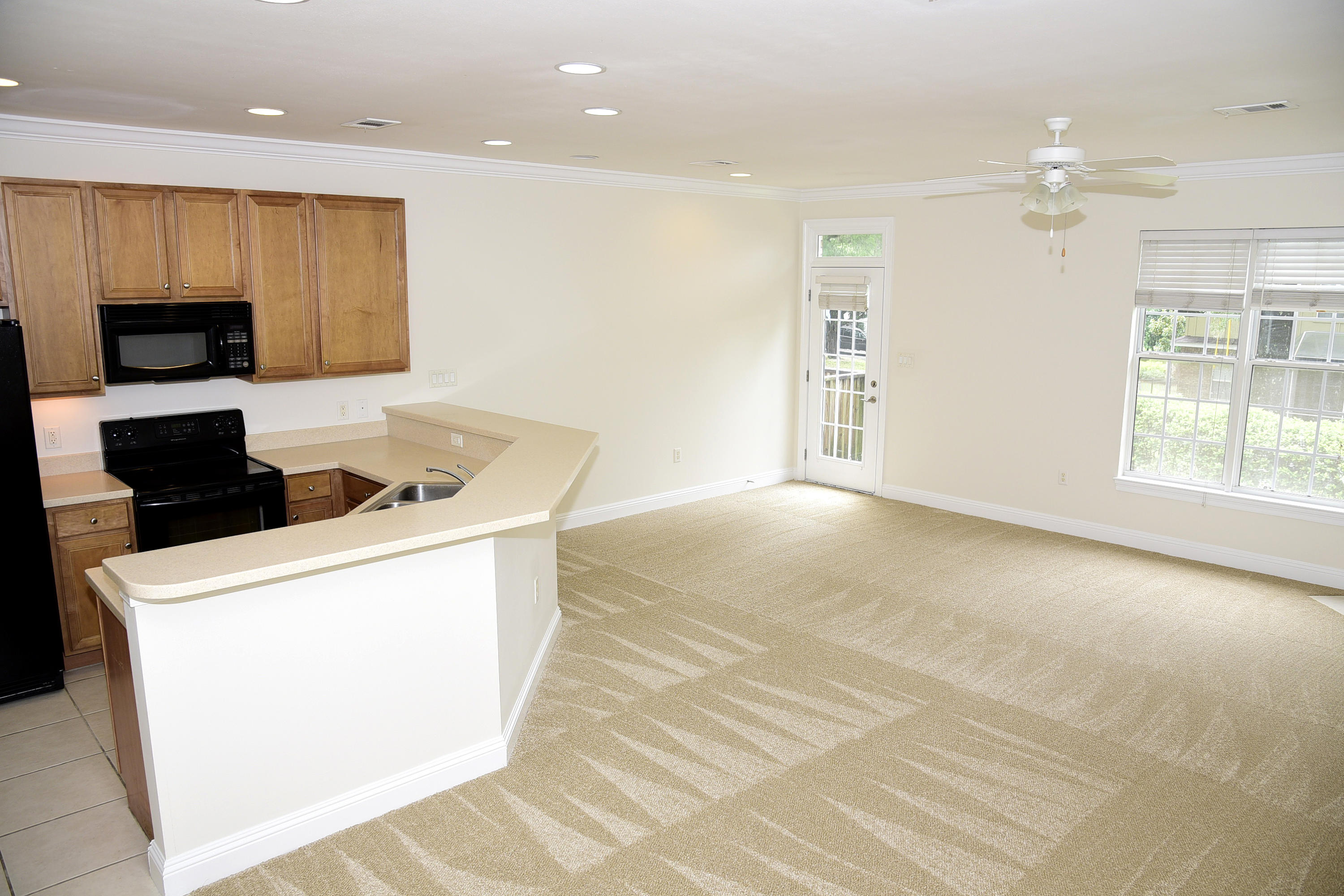 WALTON OAKS - Residential