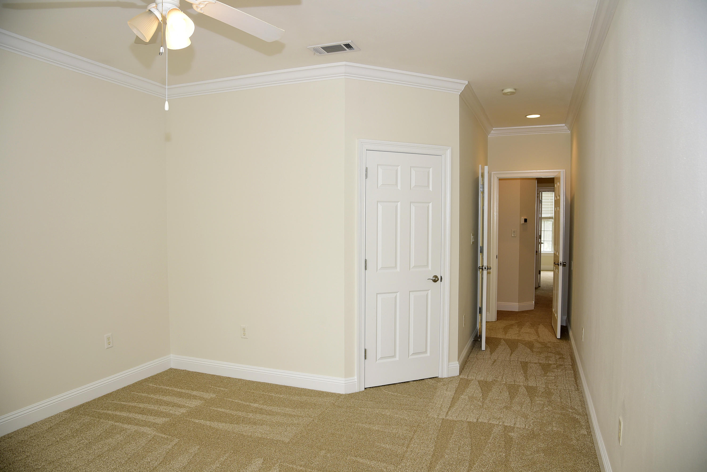 WALTON OAKS - Residential