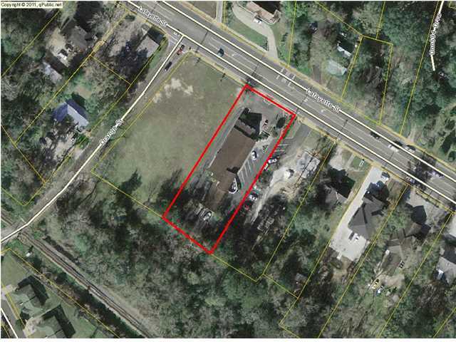 The property is a 7,502 square foot one-story bank branch building with three drive thru teller lanes on .7 acres but is offered with an additional 1 acre vacant parcel which is contiguous. Currently, property is leased by a single tenant and operated as a bank branch.