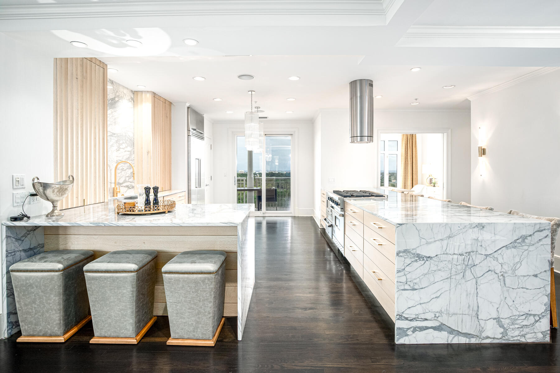 ONE WATER PLACE AT KELLY PLANTATION - Residential