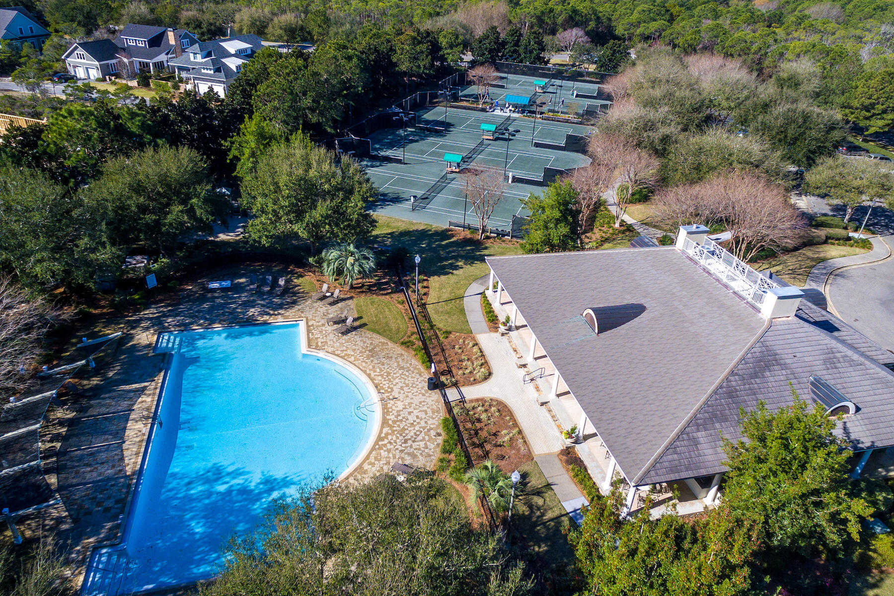 ONE WATER PLACE AT KELLY PLANTATION - Residential