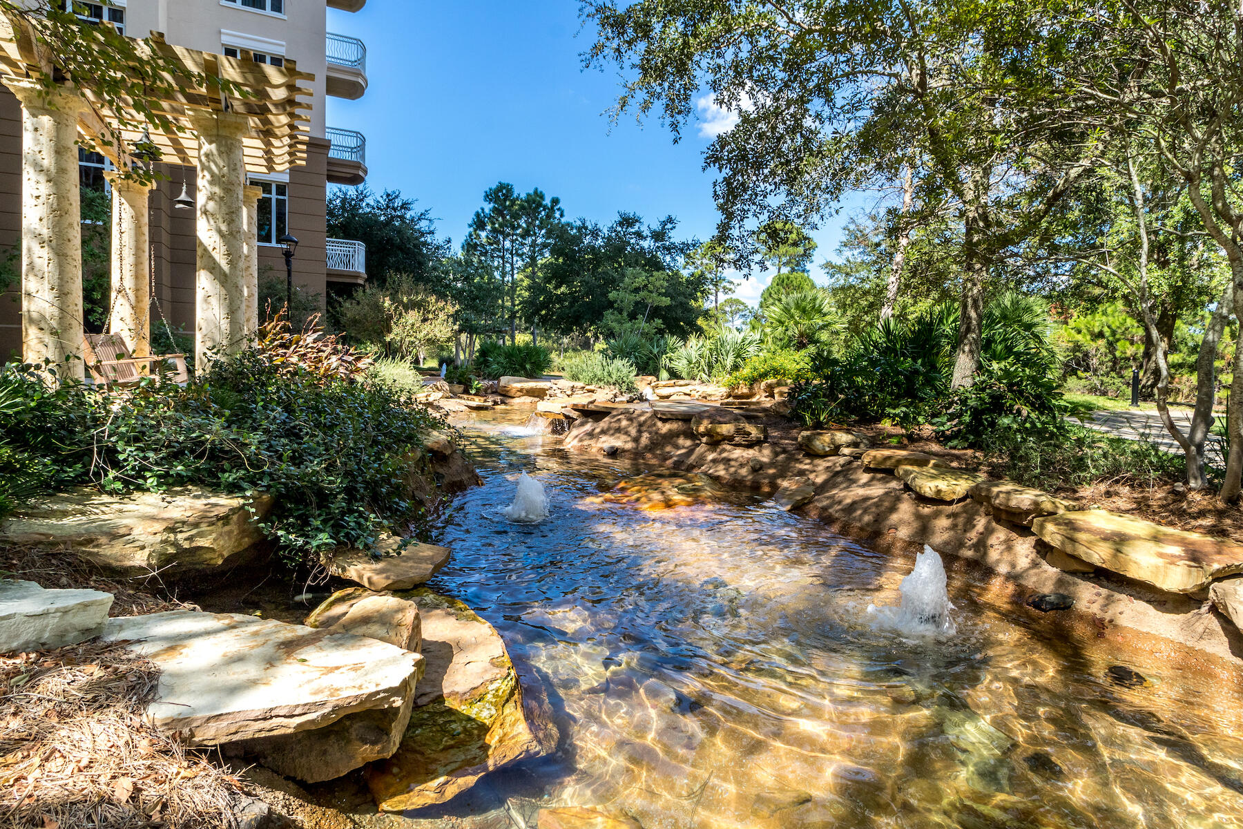 ONE WATER PLACE AT KELLY PLANTATION - Residential