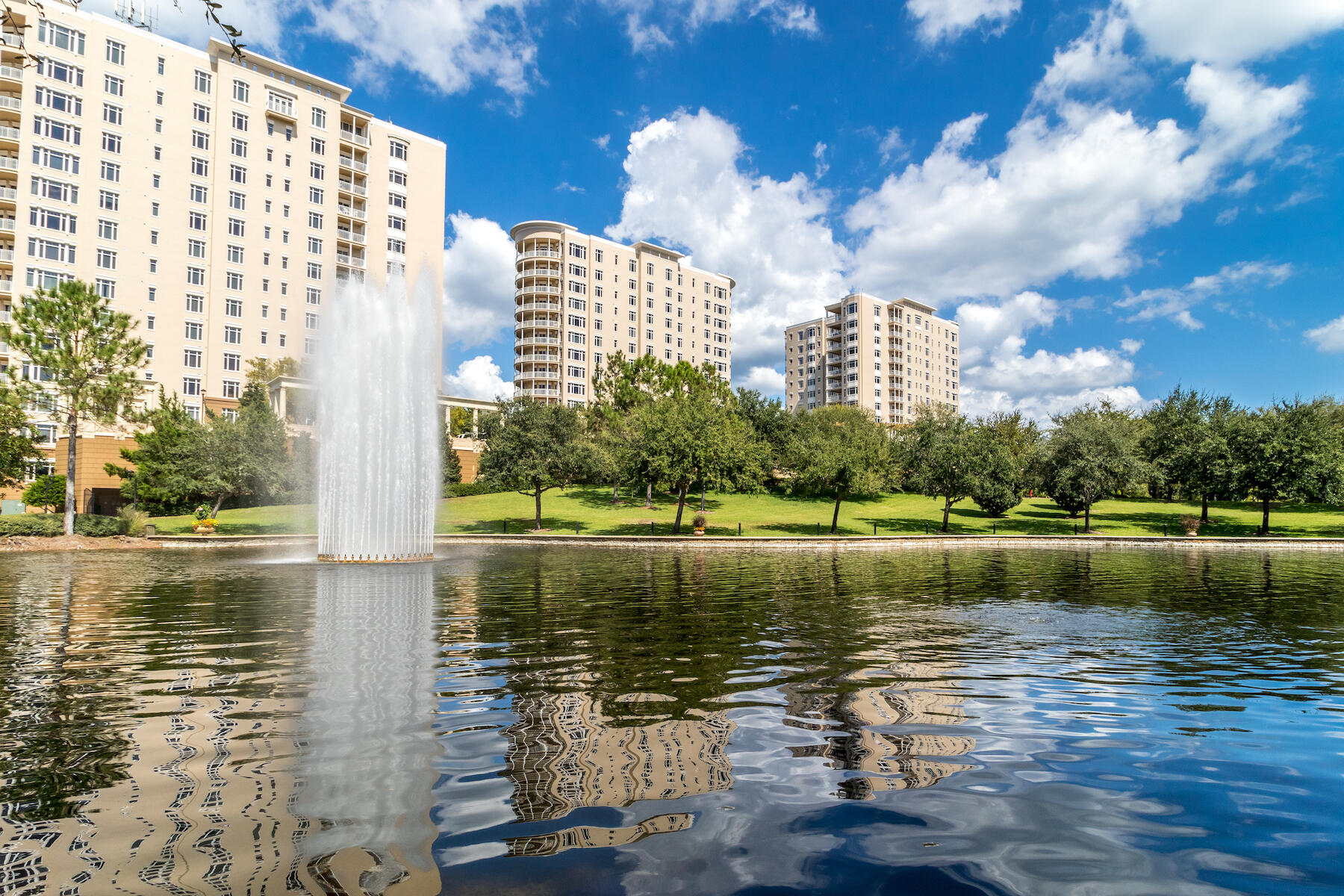 ONE WATER PLACE AT KELLY PLANTATION - Residential