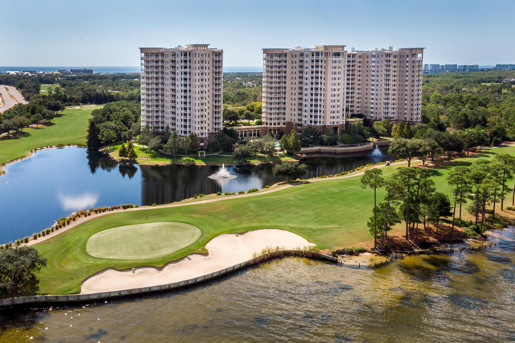 ONE WATER PLACE AT KELLY PLANTATION - Residential