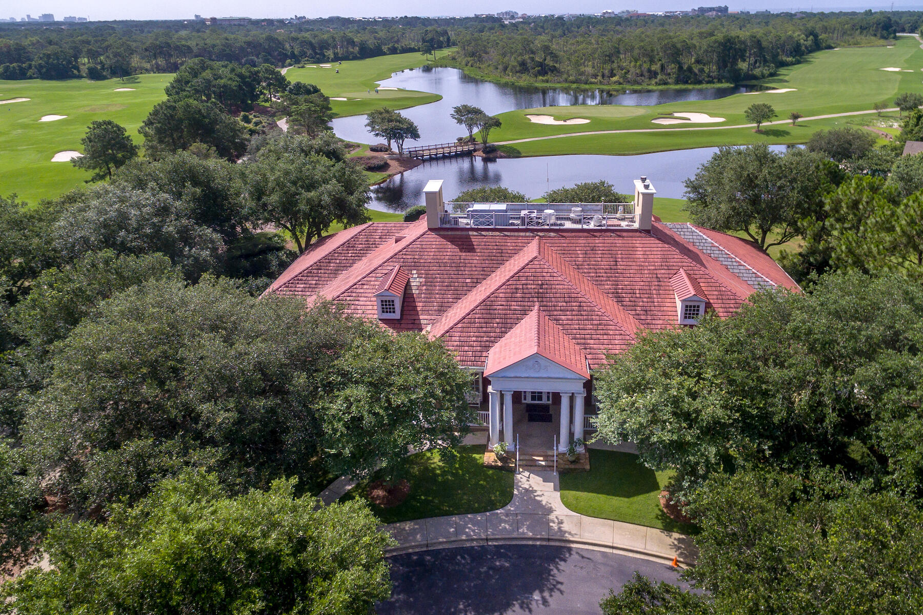 ONE WATER PLACE AT KELLY PLANTATION - Residential
