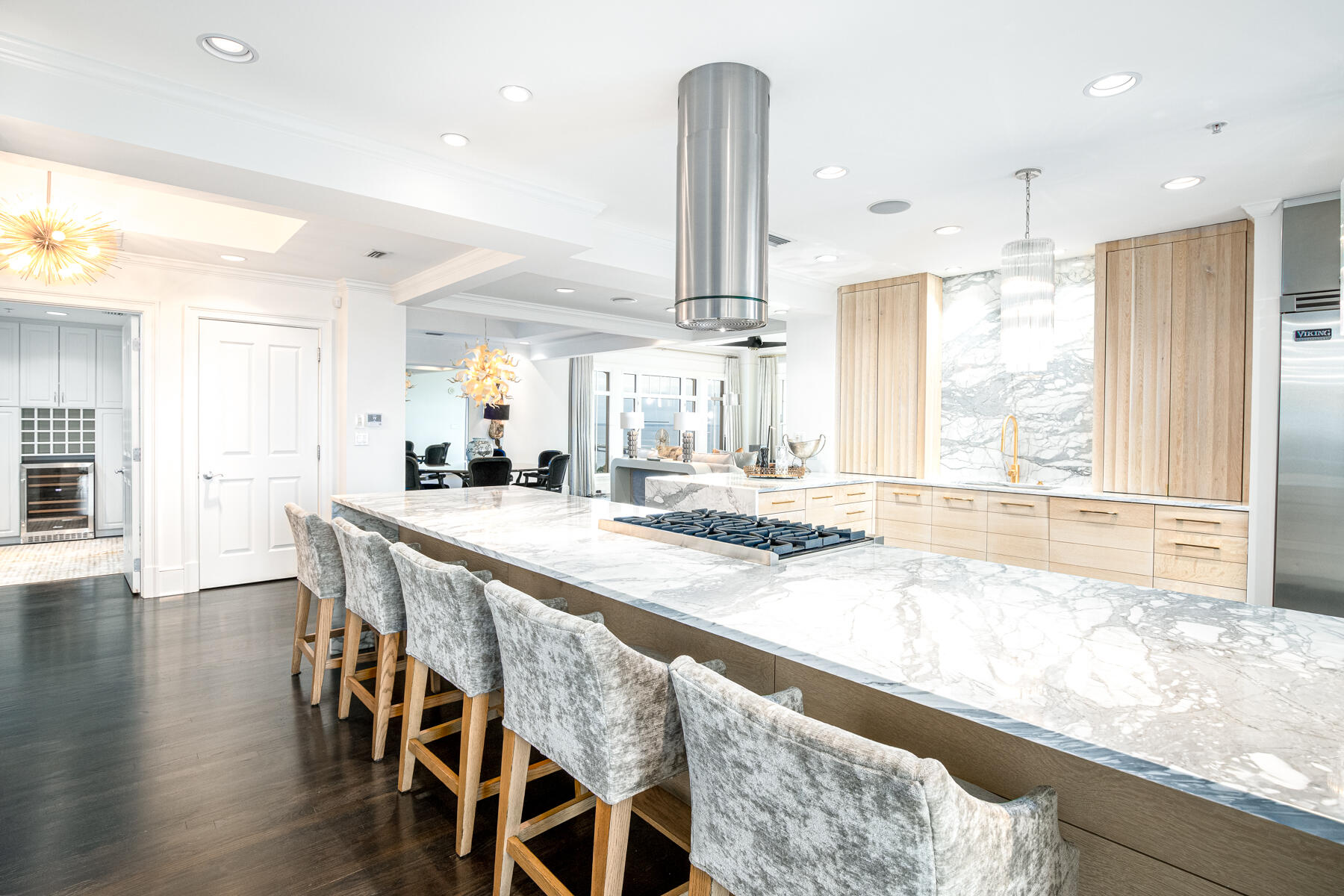 ONE WATER PLACE AT KELLY PLANTATION - Residential