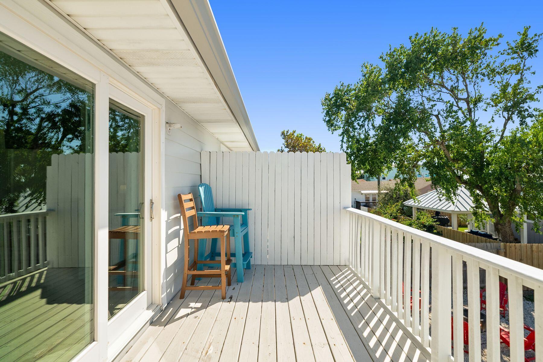 LAGUNA BEACH - Residential