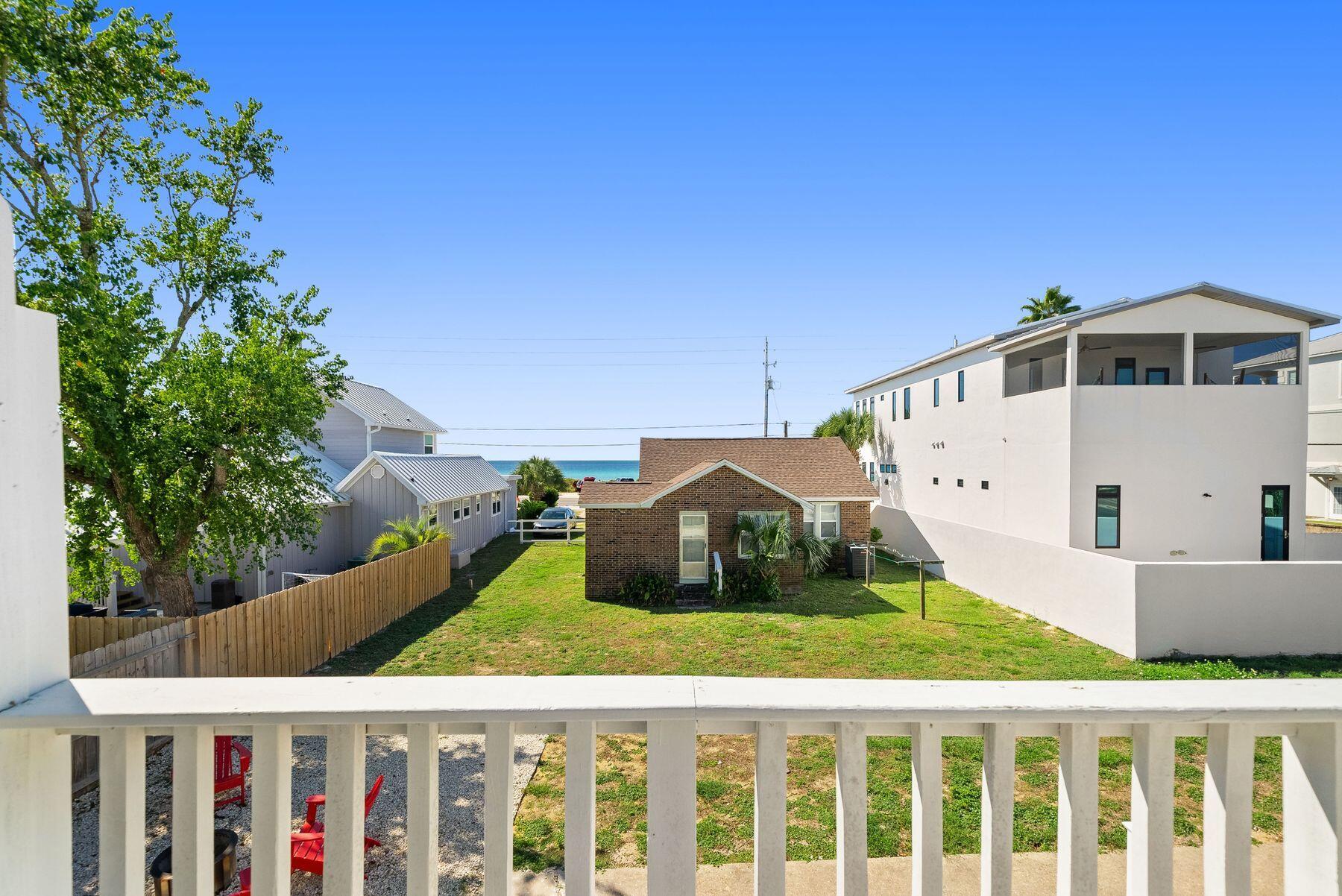 LAGUNA BEACH - Residential