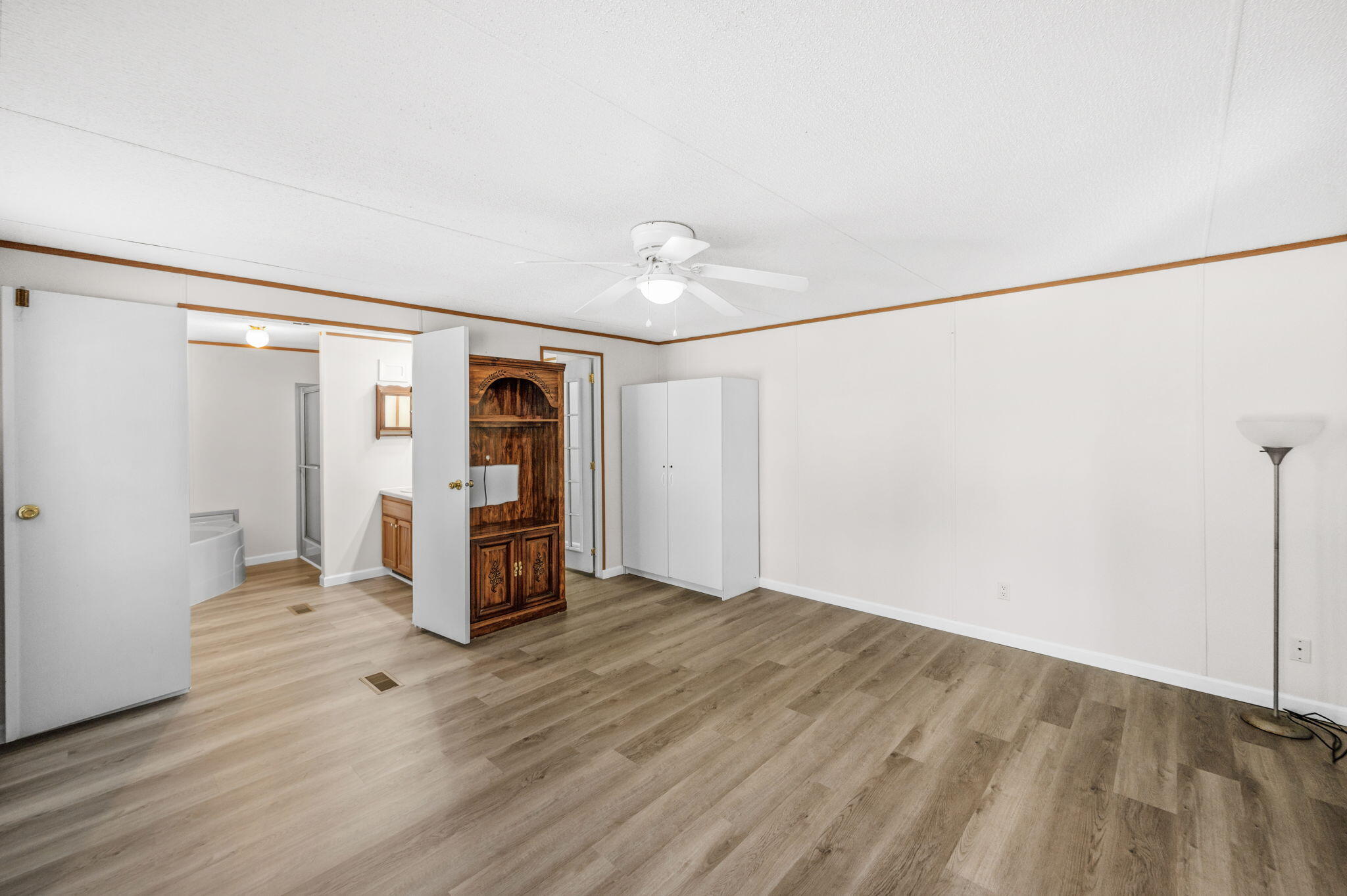 METES & BOUNDS - Residential Lease