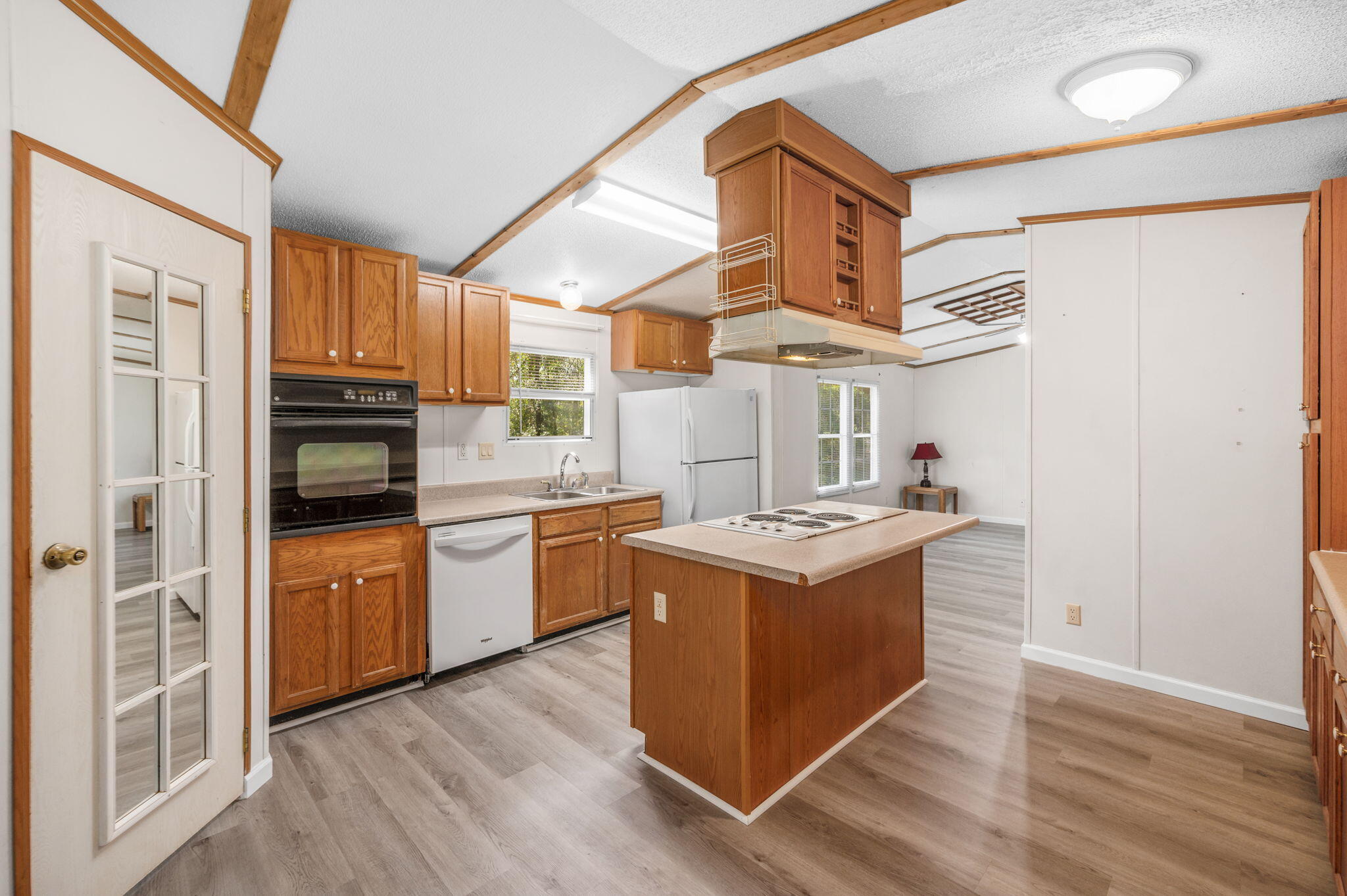 METES & BOUNDS - Residential Lease