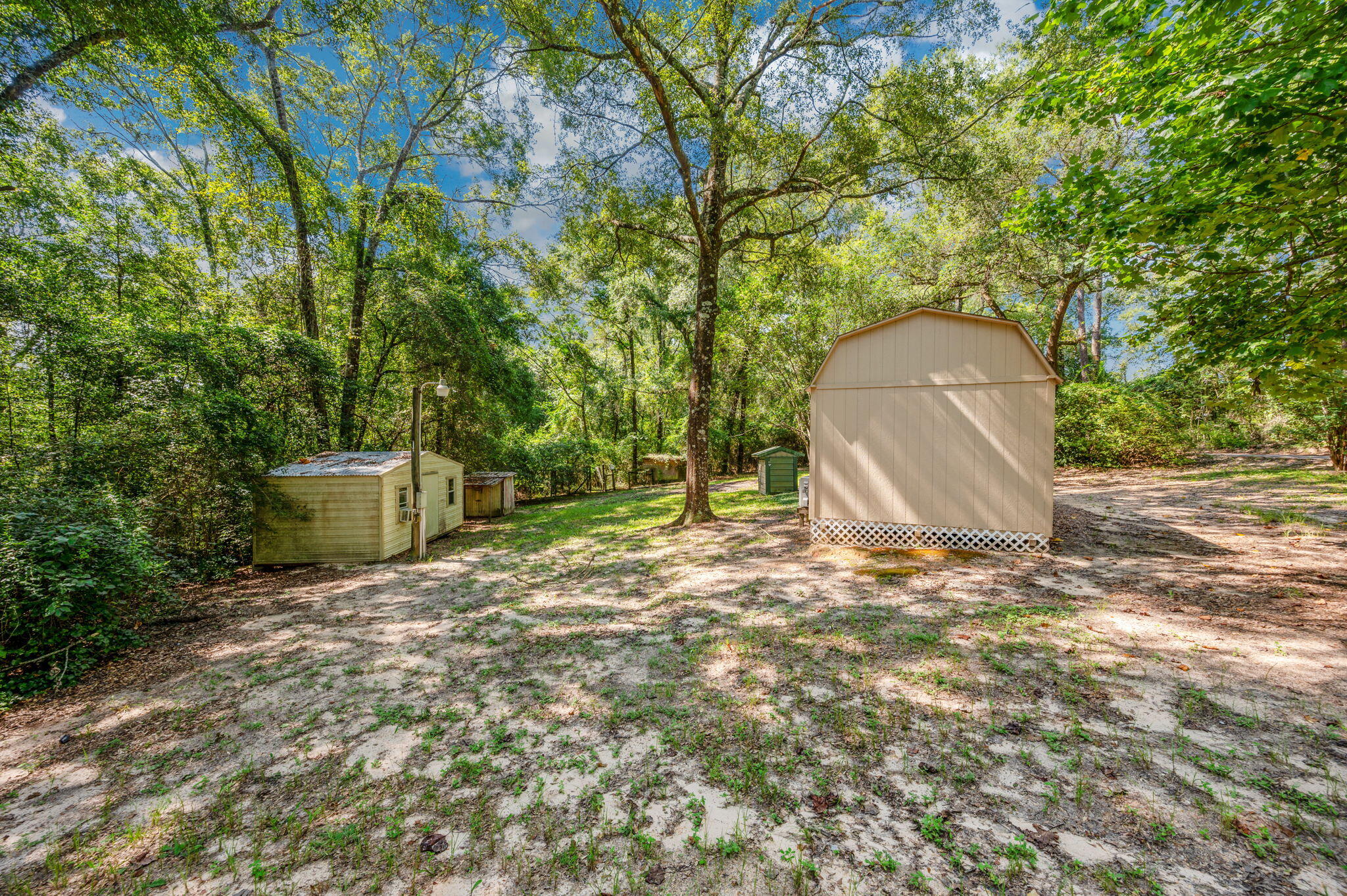 METES & BOUNDS - Residential Lease