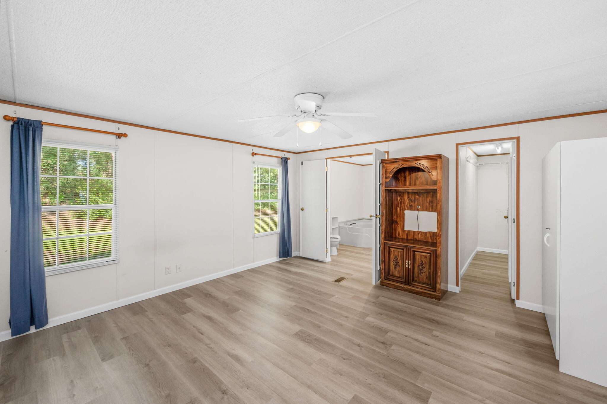 METES & BOUNDS - Residential Lease