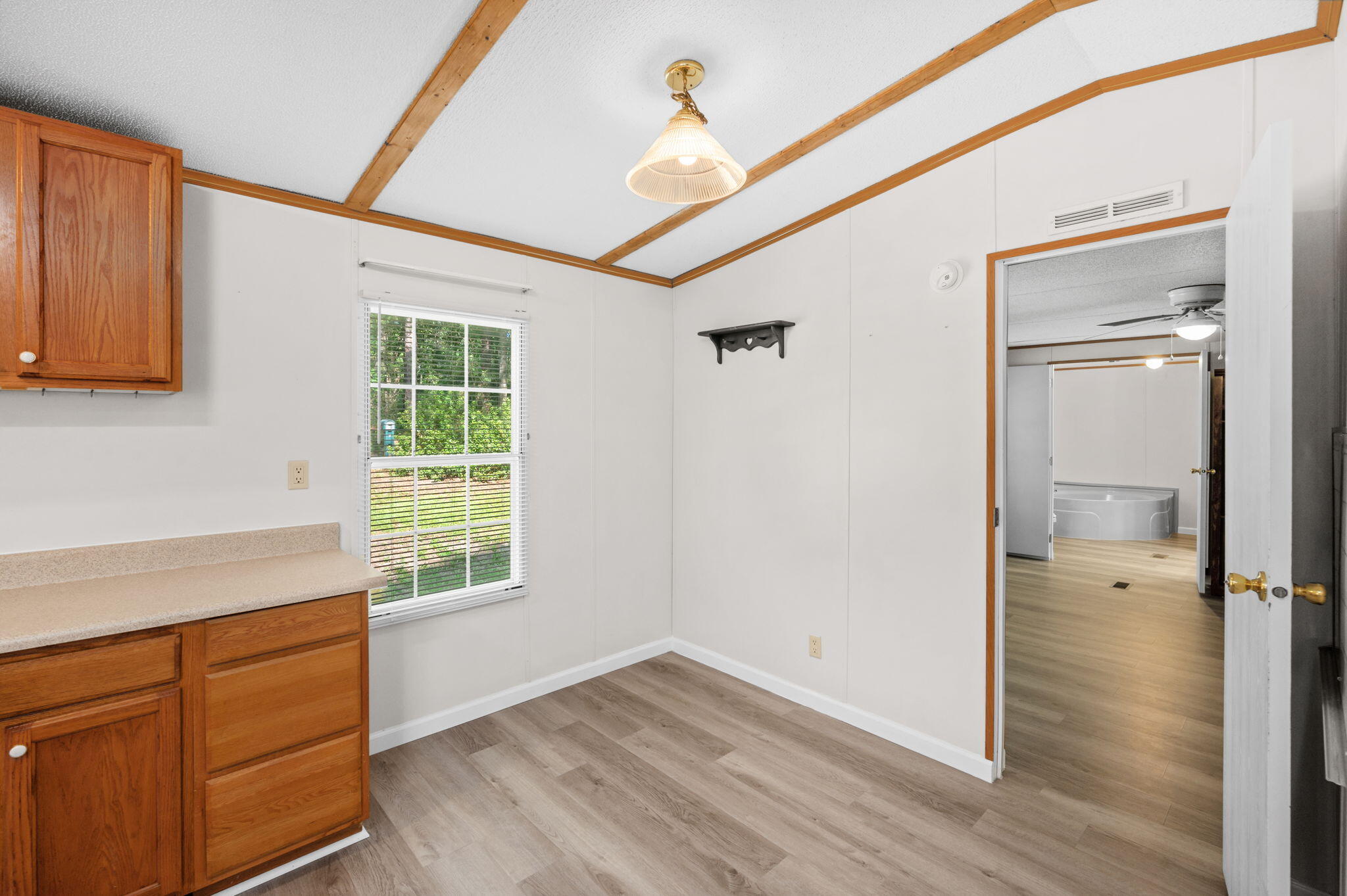METES & BOUNDS - Residential Lease