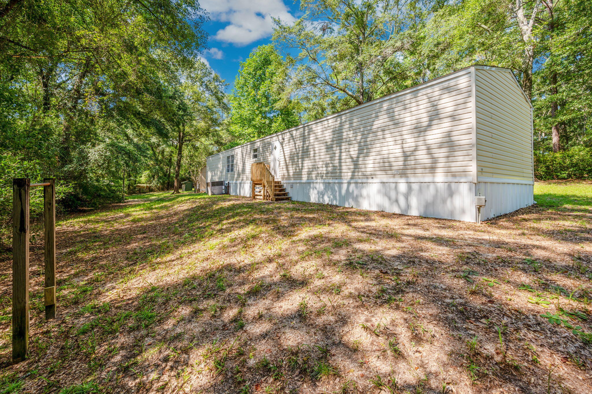 METES & BOUNDS - Residential Lease
