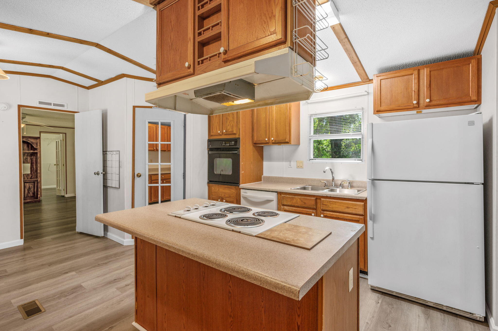 METES & BOUNDS - Residential Lease
