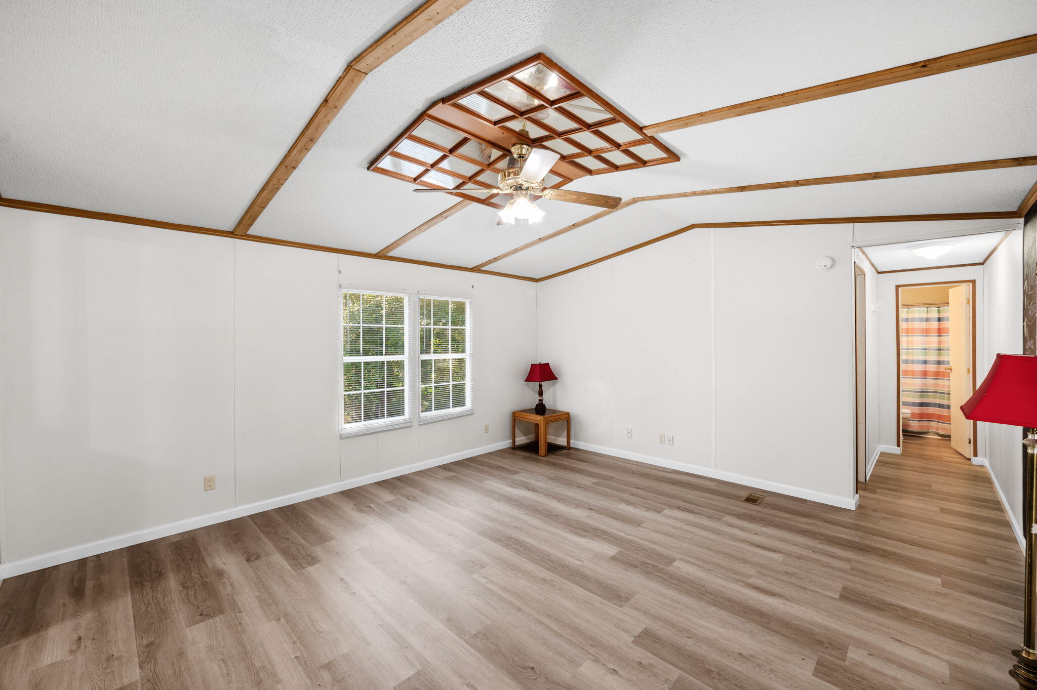 METES & BOUNDS - Residential Lease