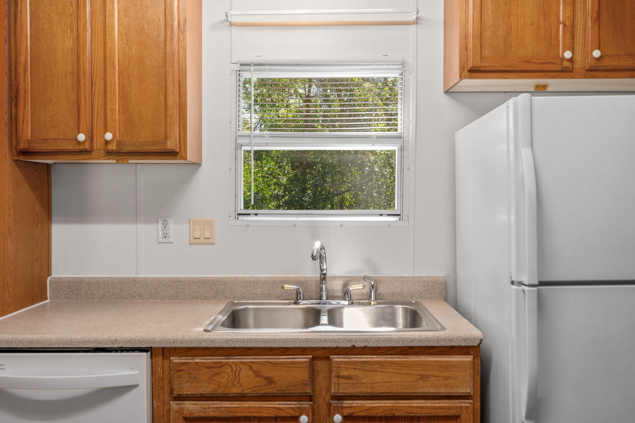 METES & BOUNDS - Residential Lease