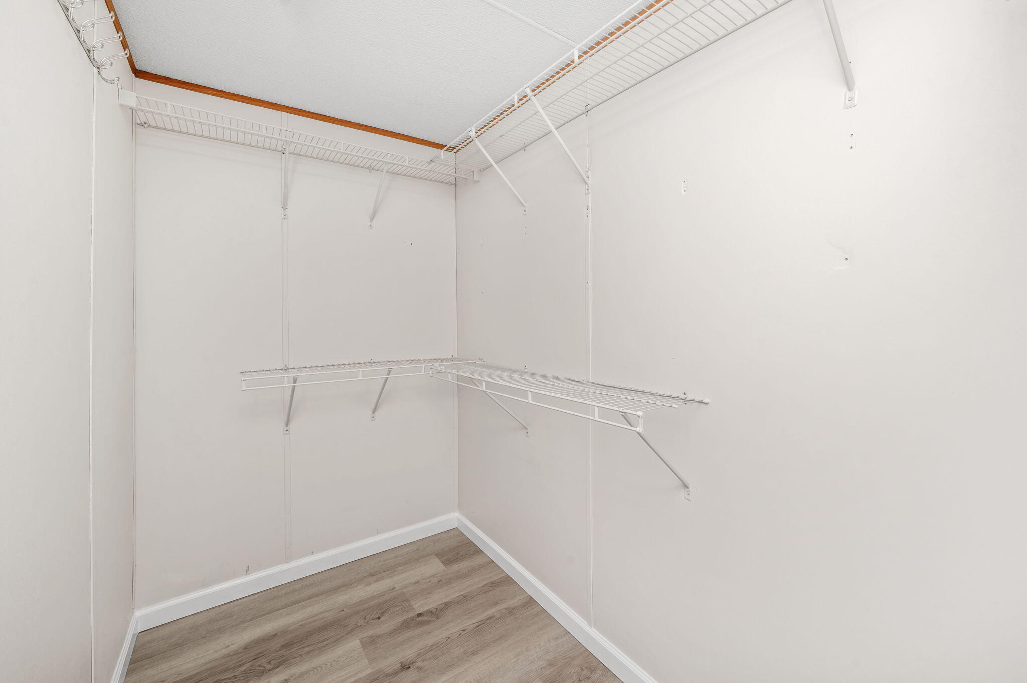 METES & BOUNDS - Residential Lease