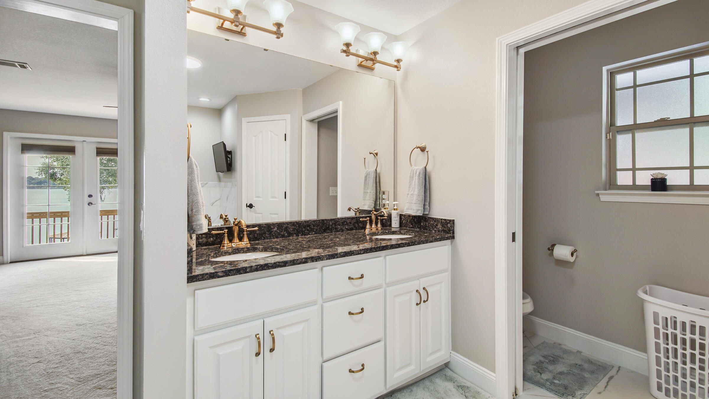 LAKE HOLLEY ESTATES - Residential