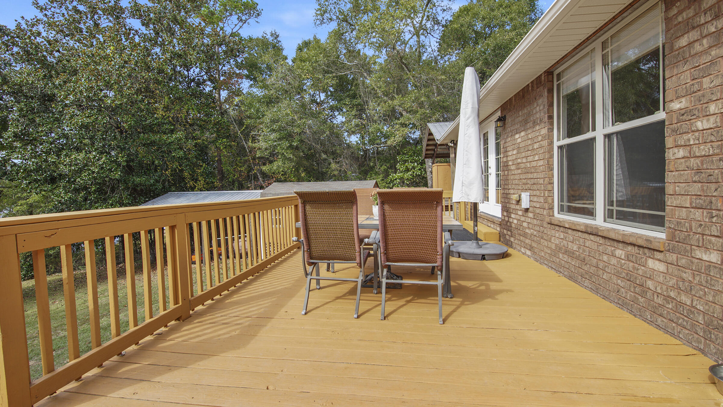 LAKE HOLLEY ESTATES - Residential