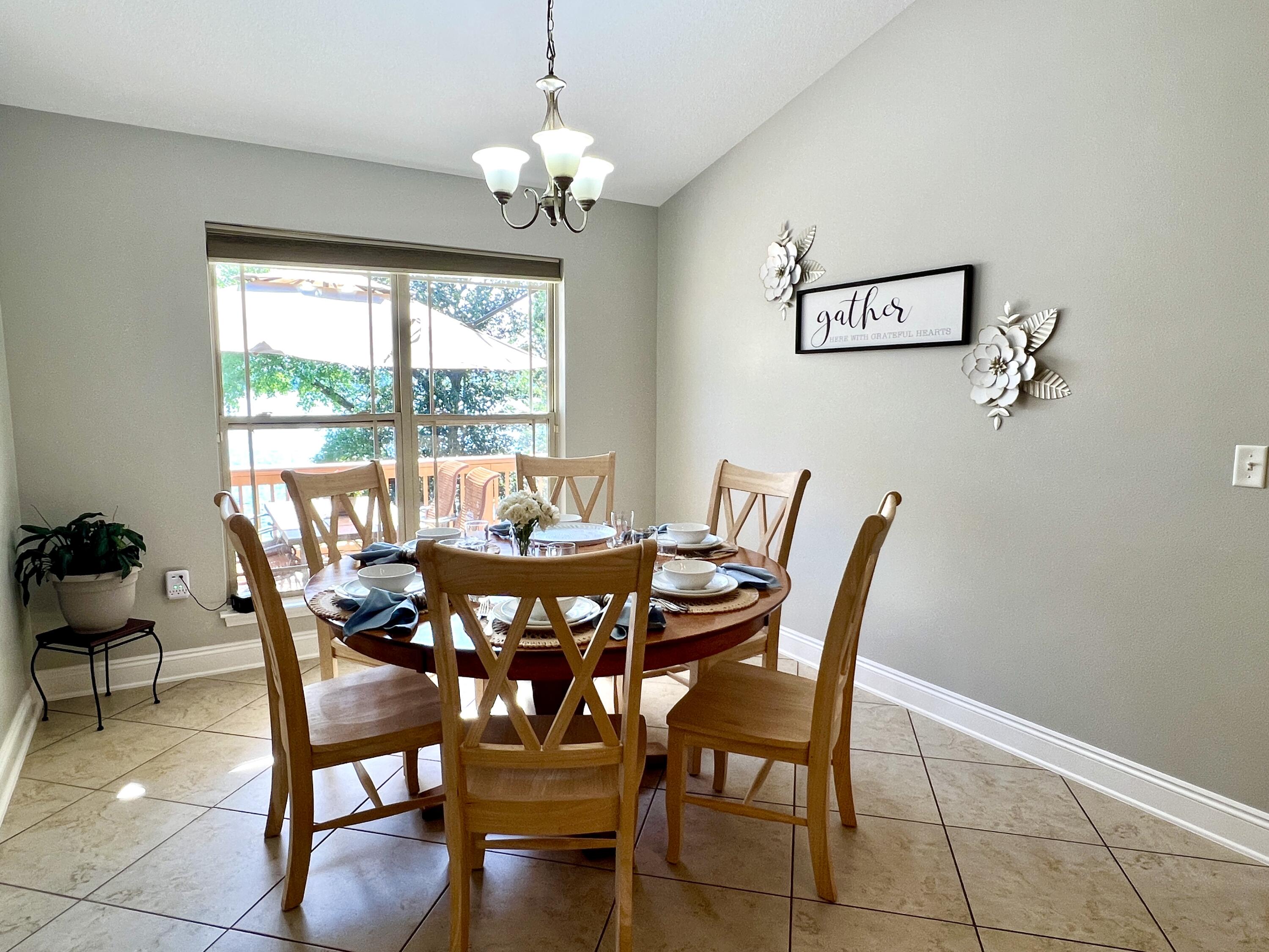 LAKE HOLLEY ESTATES - Residential