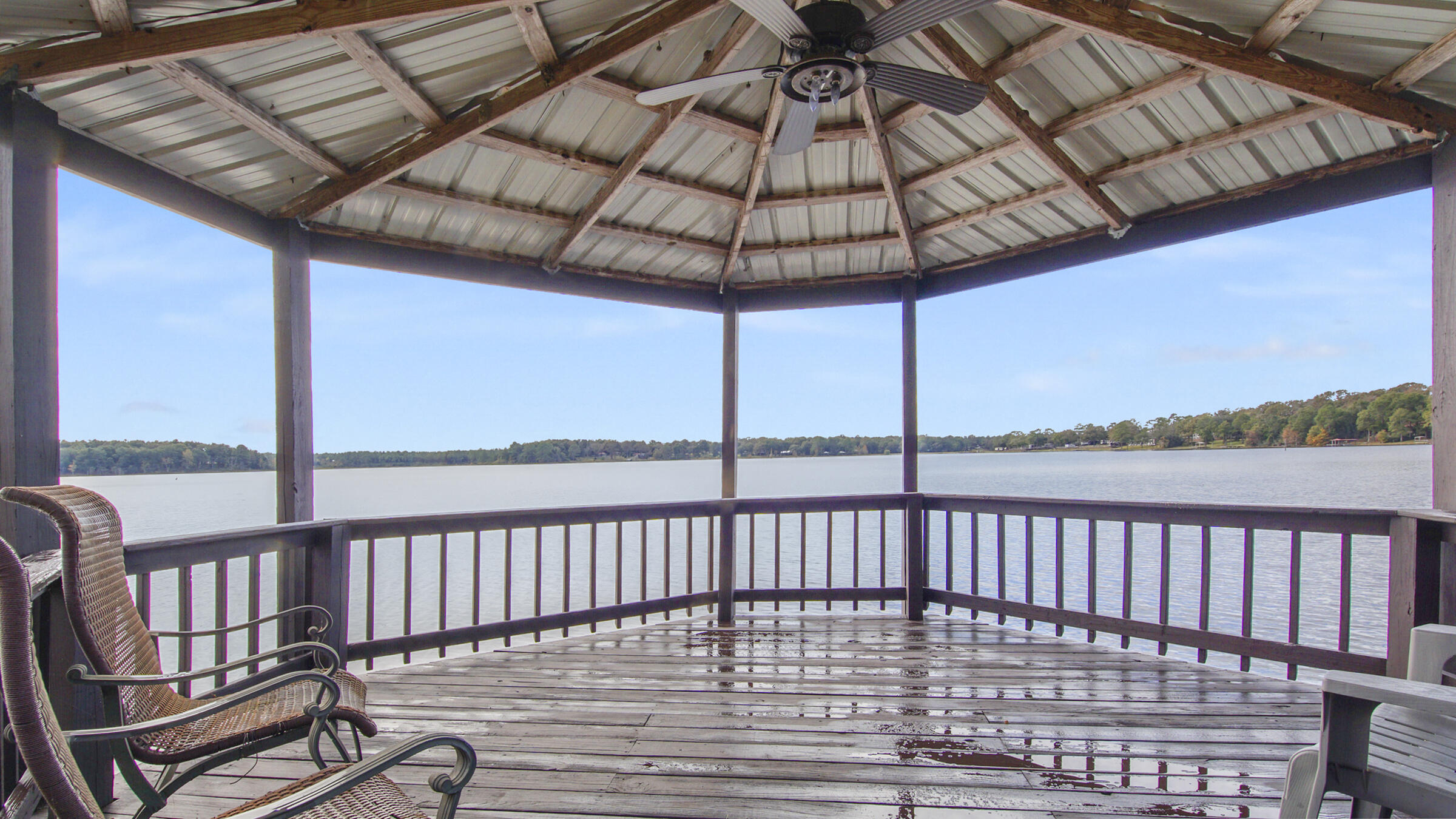 LAKE HOLLEY ESTATES - Residential