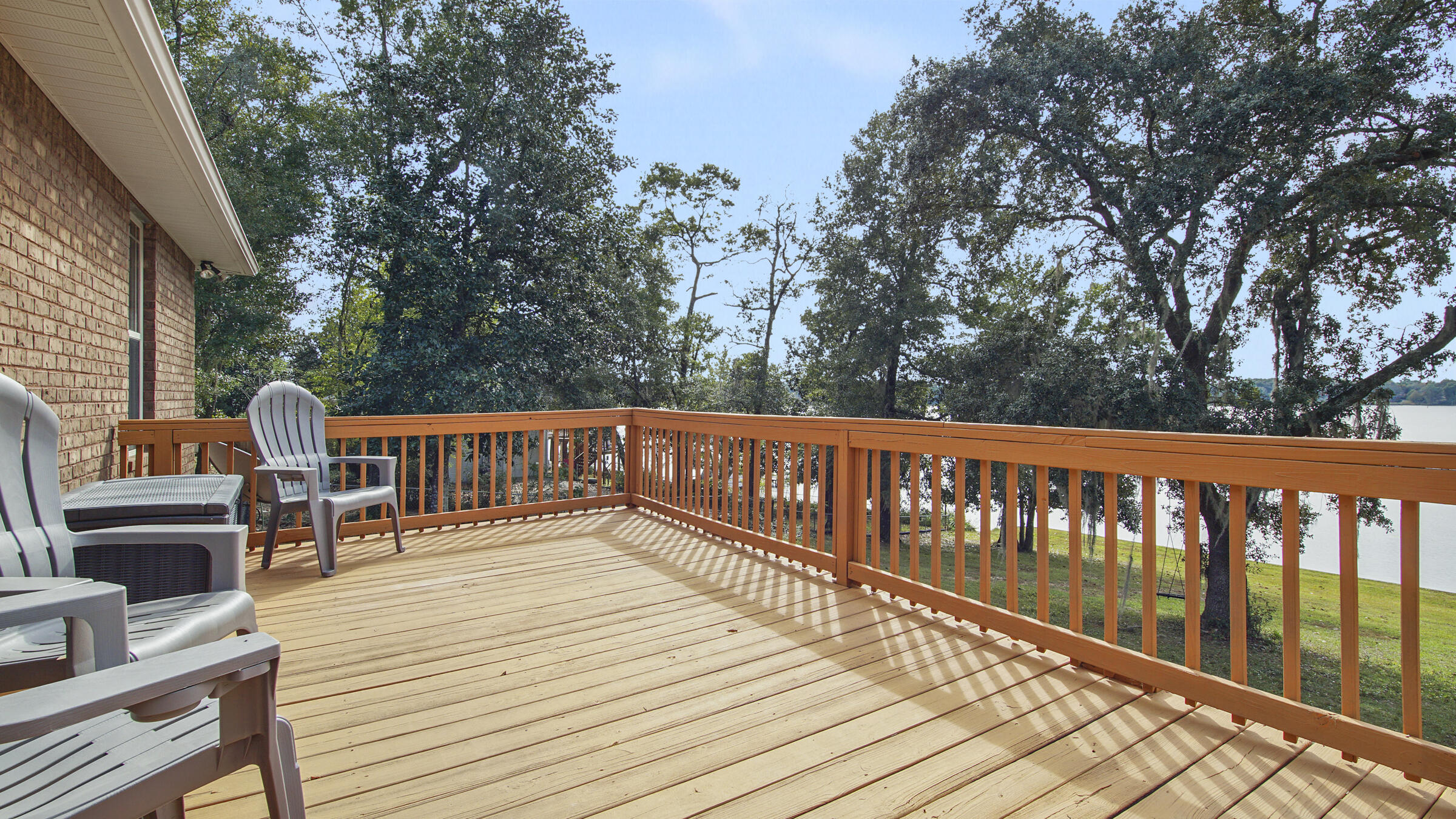 LAKE HOLLEY ESTATES - Residential