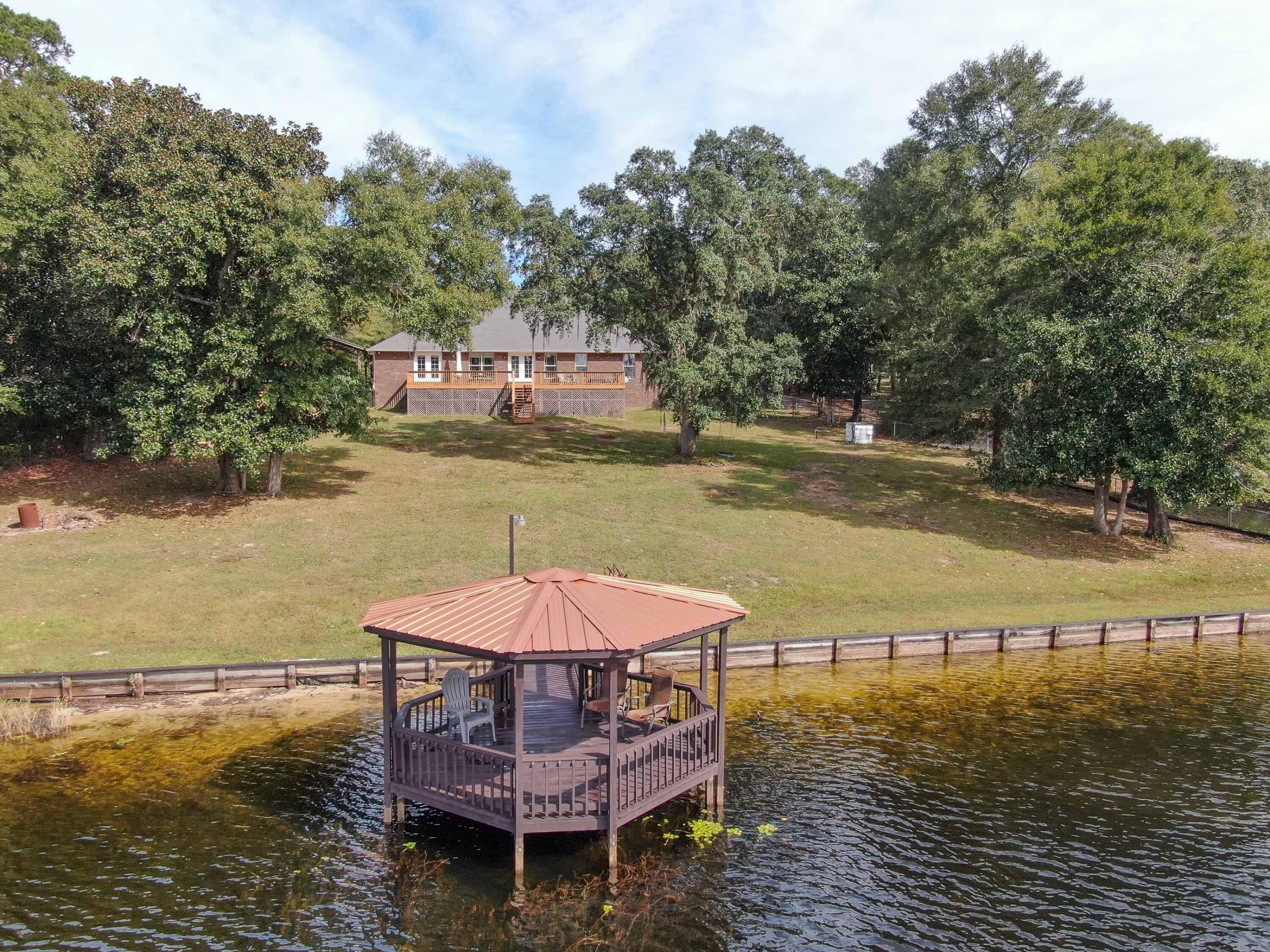 LAKE HOLLEY ESTATES - Residential