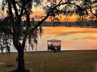 LAKE HOLLEY ESTATES - Residential