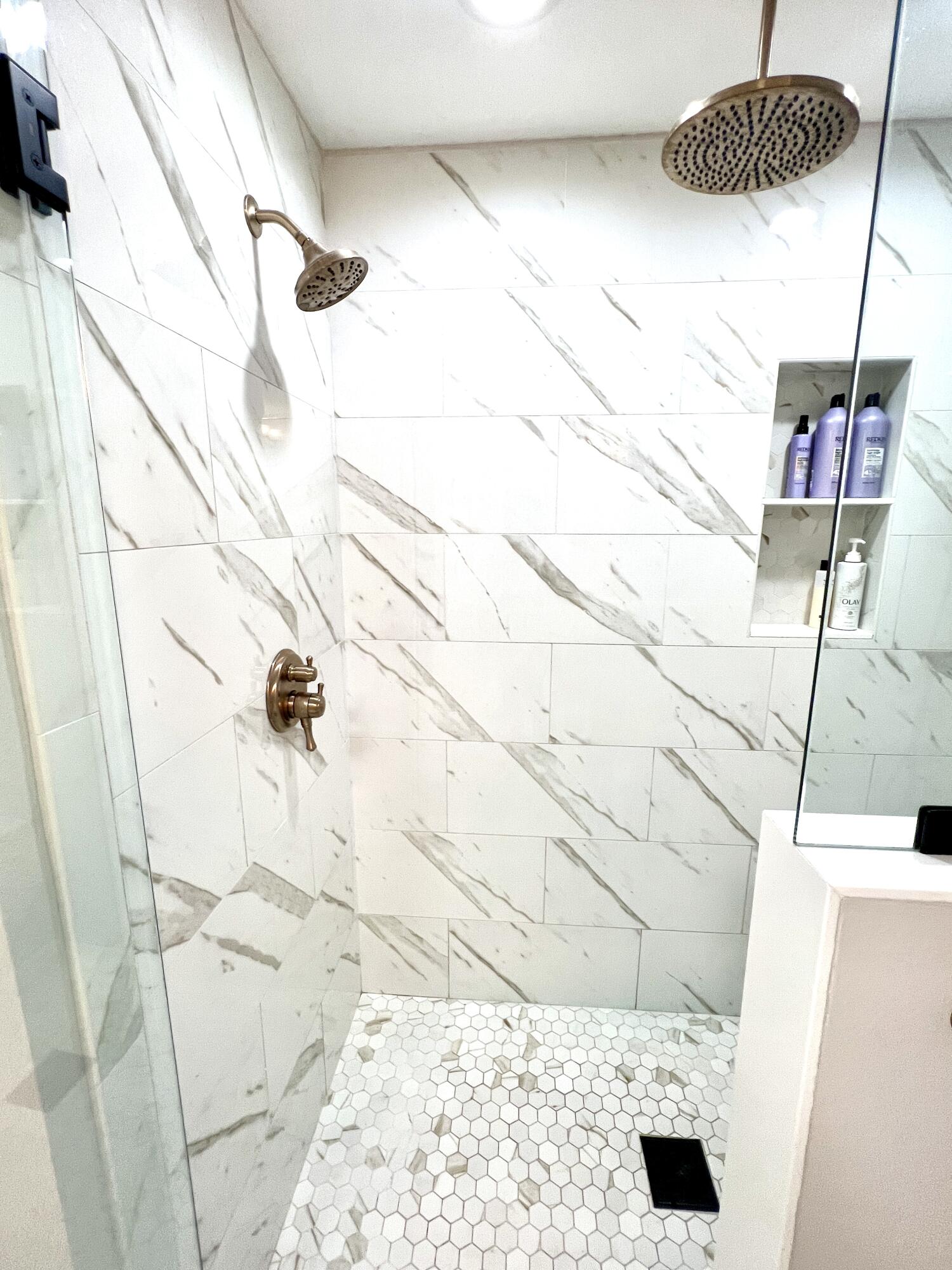 LAKE HOLLEY ESTATES - Residential