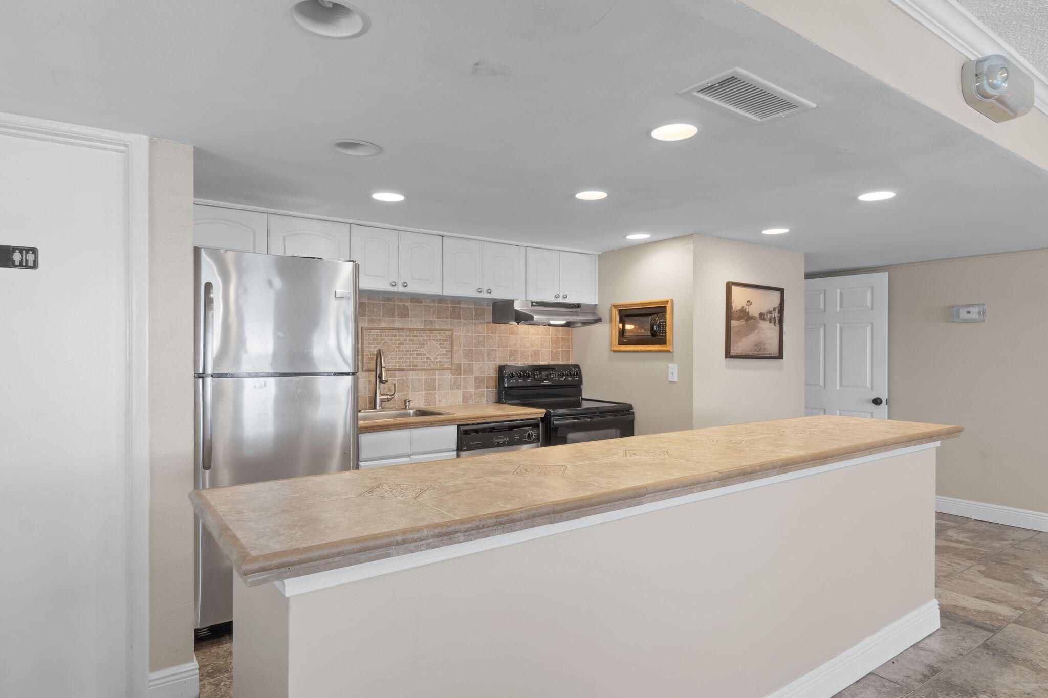 CEDARS CONDO - Residential