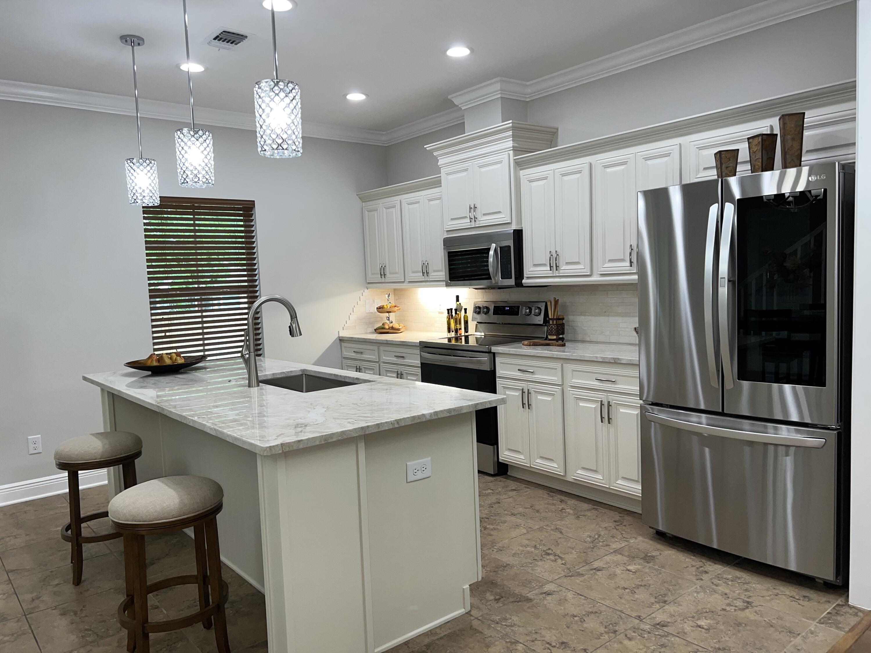 SOUNDSIDE MOORINGS - Residential
