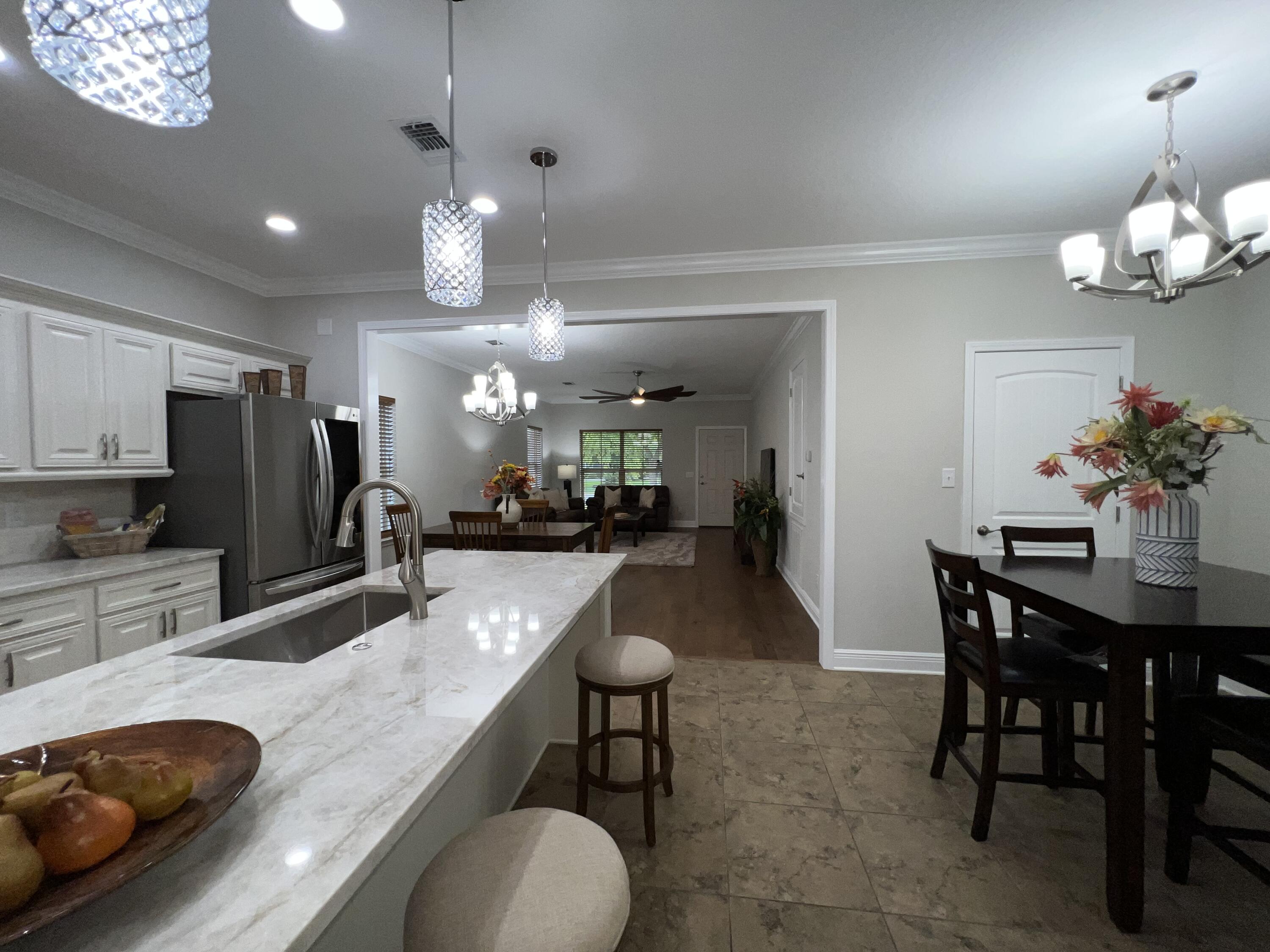 SOUNDSIDE MOORINGS - Residential