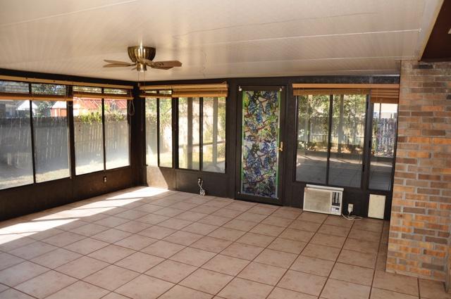 CHATEAU PRES DE LA MER - Residential